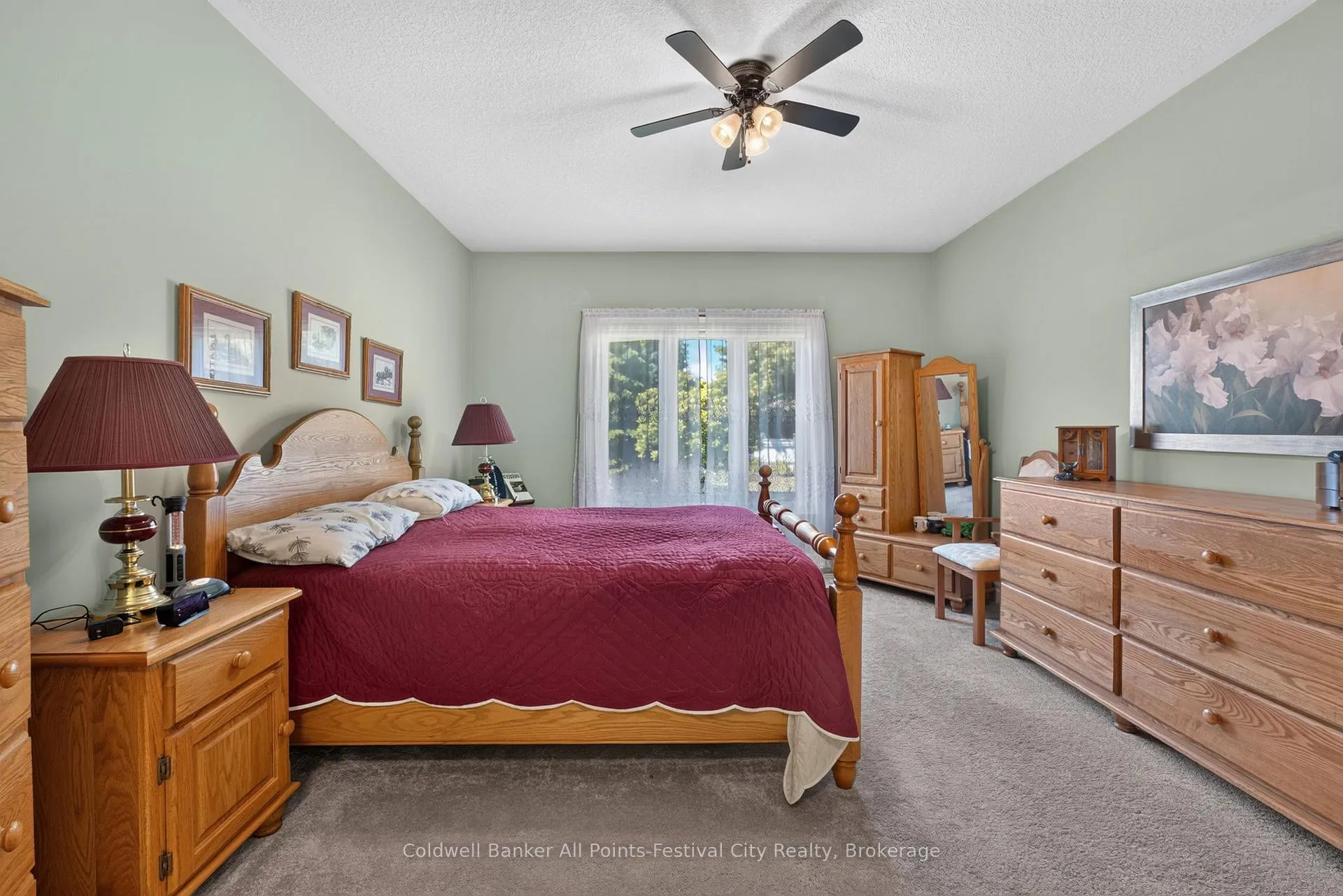 Photo 20 of 136 Bethune Crescent, Goderich, Goderich (Town) — HOMEH
