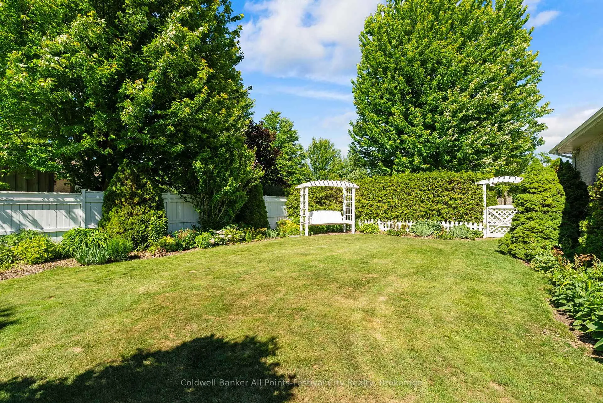 Photo 47 of 136 Bethune Crescent, Goderich, Goderich (Town) — HOMEH
