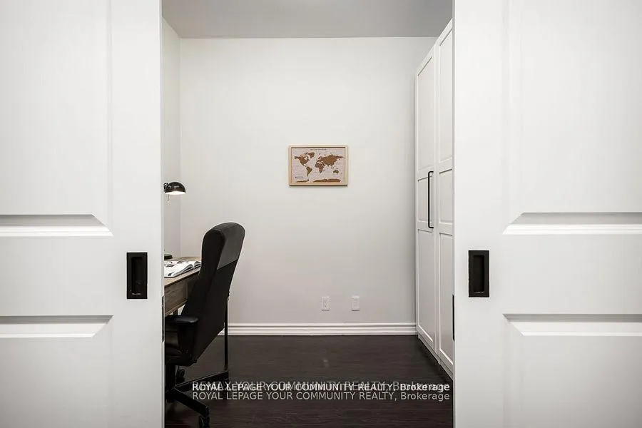 Photo 3 of Unit 307, 9225 Jane Street N, Vaughan, Maple — HOMEH