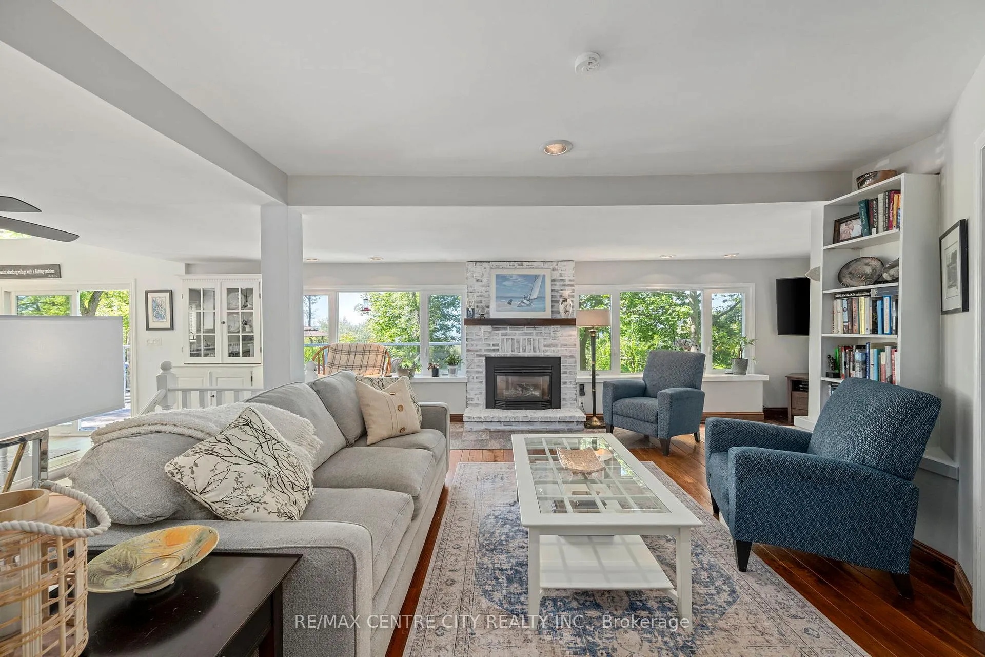 Photo 12 of 547 Edith Cavell Boulevard, Central Elgin, Port Stanley — HOMEH