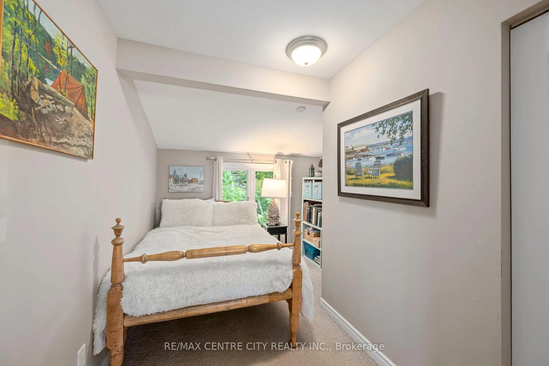 Photo 21 of 547 Edith Cavell Boulevard, Central Elgin, Port Stanley — HOMEH