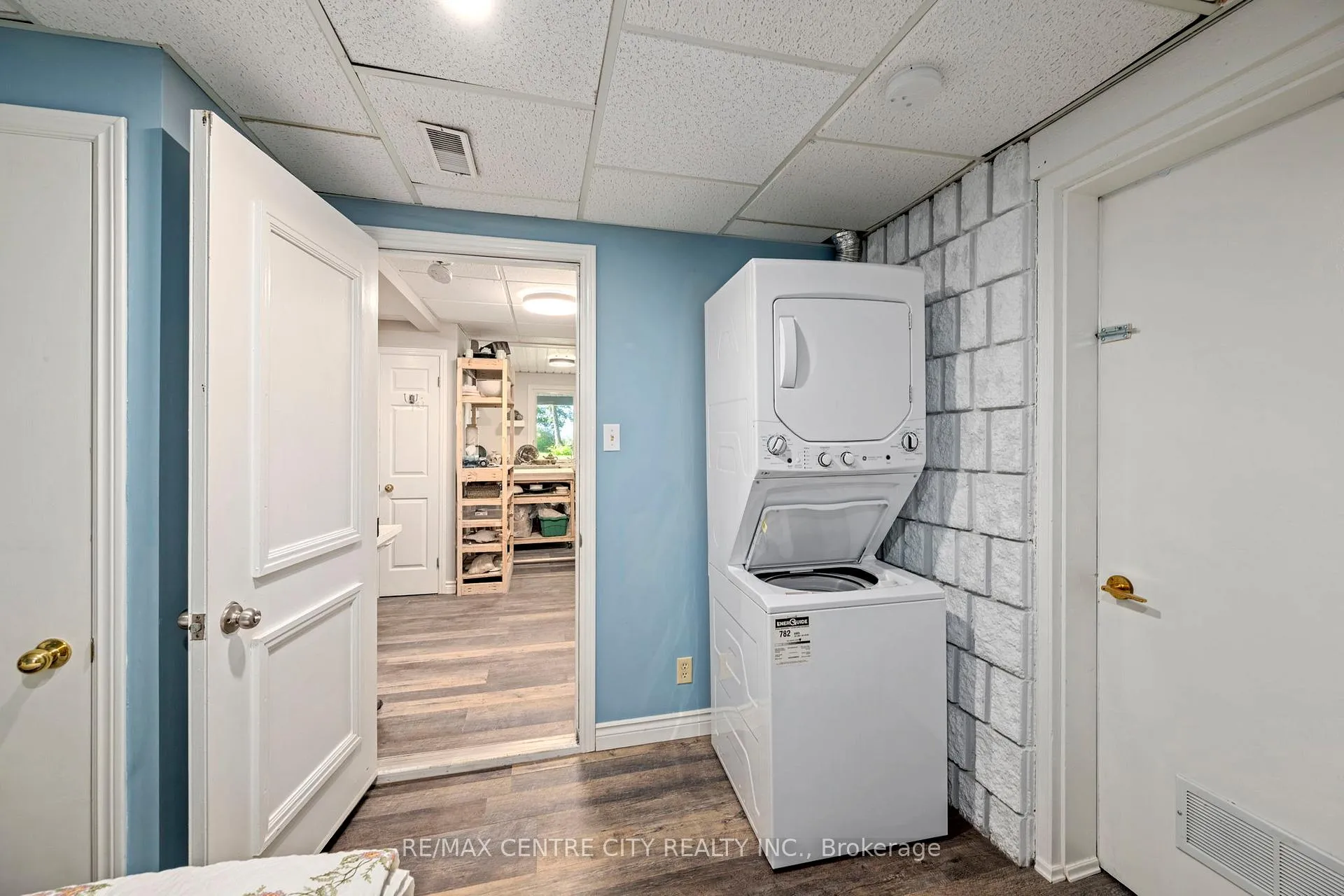 Photo 28 of 547 Edith Cavell Boulevard, Central Elgin, Port Stanley — HOMEH