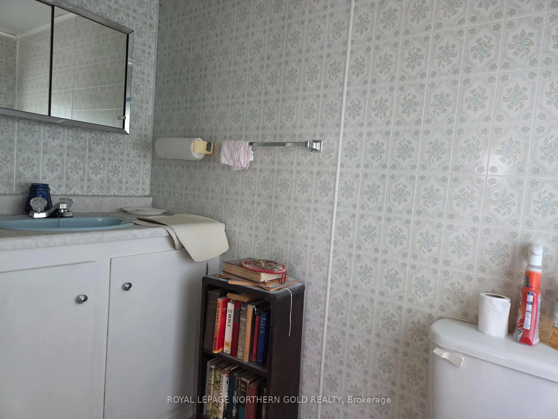 Photo 3 of 425 Bouchard Road, Kirkland Lake, KL Outside — HOMEH