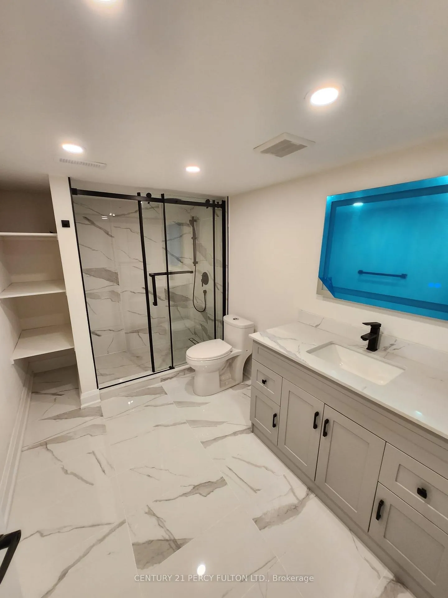 Photo 4 of Unit Bsmt, 212 River Ridge Boulevard, Aurora, Bayview Northeast — HOMEH