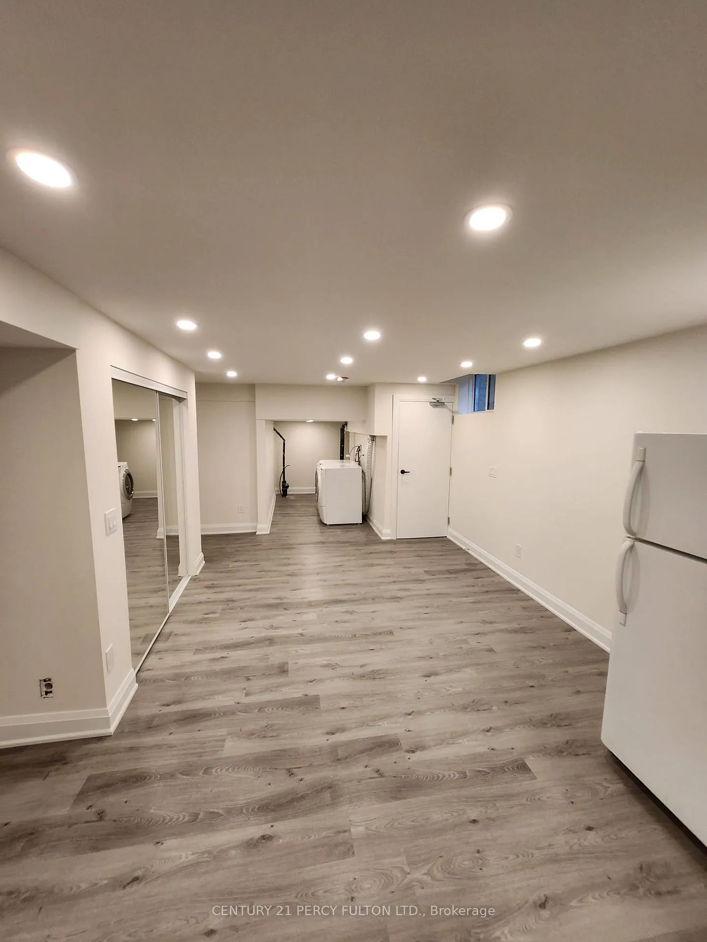 Photo 8 of Unit Bsmt, 212 River Ridge Boulevard, Aurora, Bayview Northeast — HOMEH