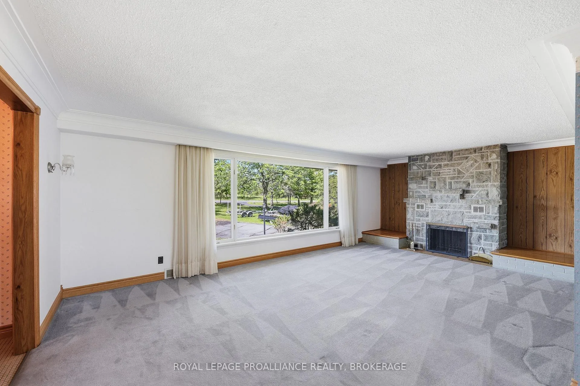 Photo 17 of 4756 Bath Road, Loyalist, Lennox and Addington - South — HOMEH