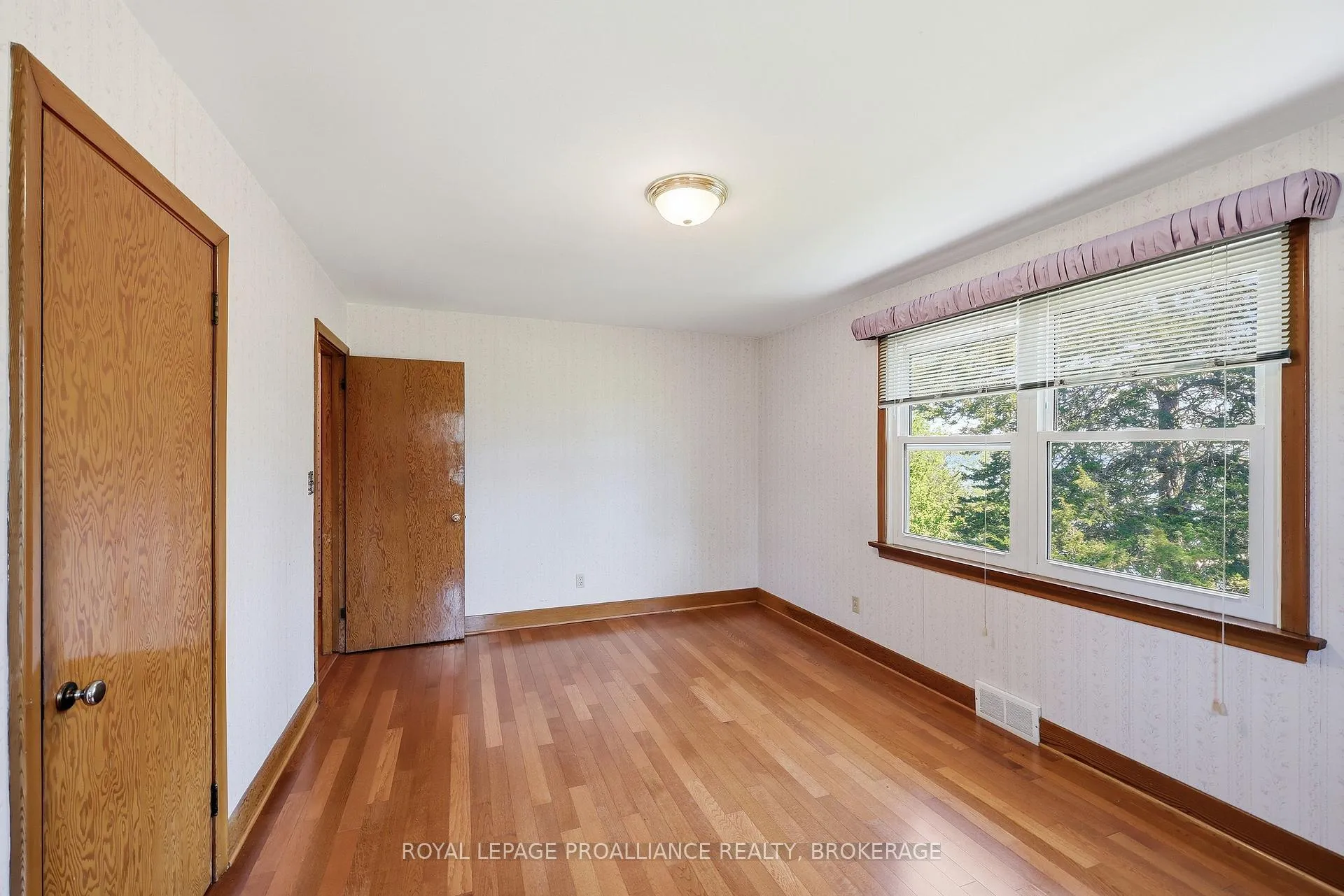 Photo 29 of 4756 Bath Road, Loyalist, Lennox and Addington - South — HOMEH