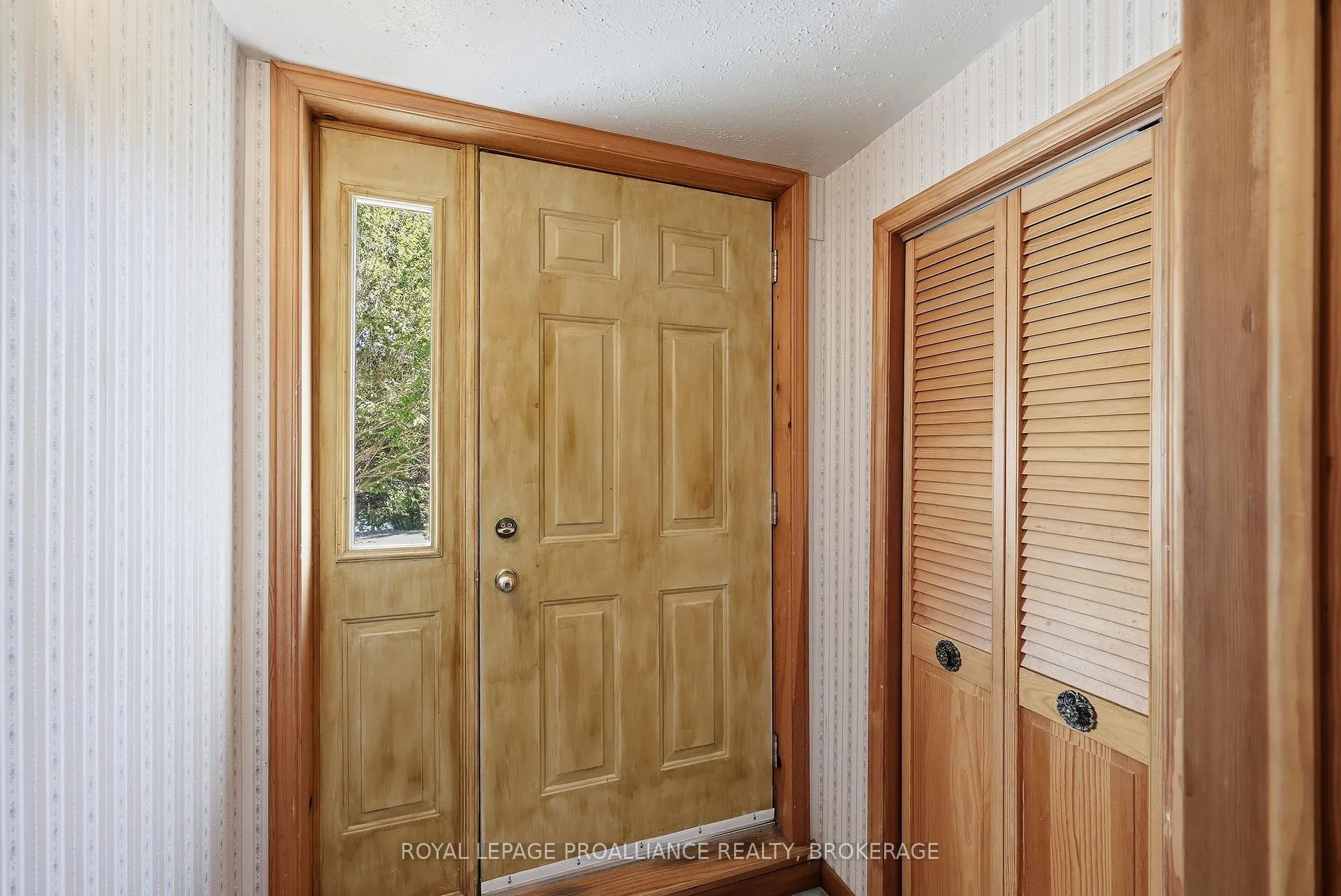 Photo 38 of 4756 Bath Road, Loyalist, Lennox and Addington - South — HOMEH