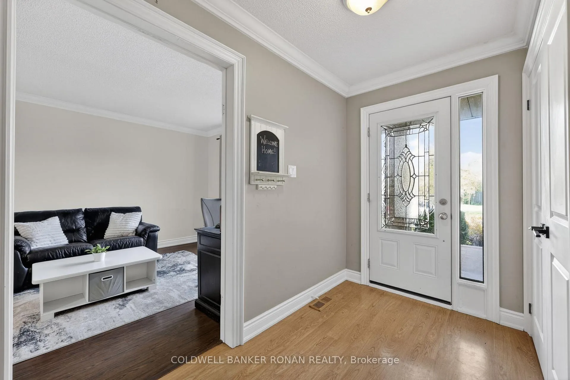 Photo 3 of 41 Wolfe Avenue, New Tecumseth, Tottenham — HOMEH