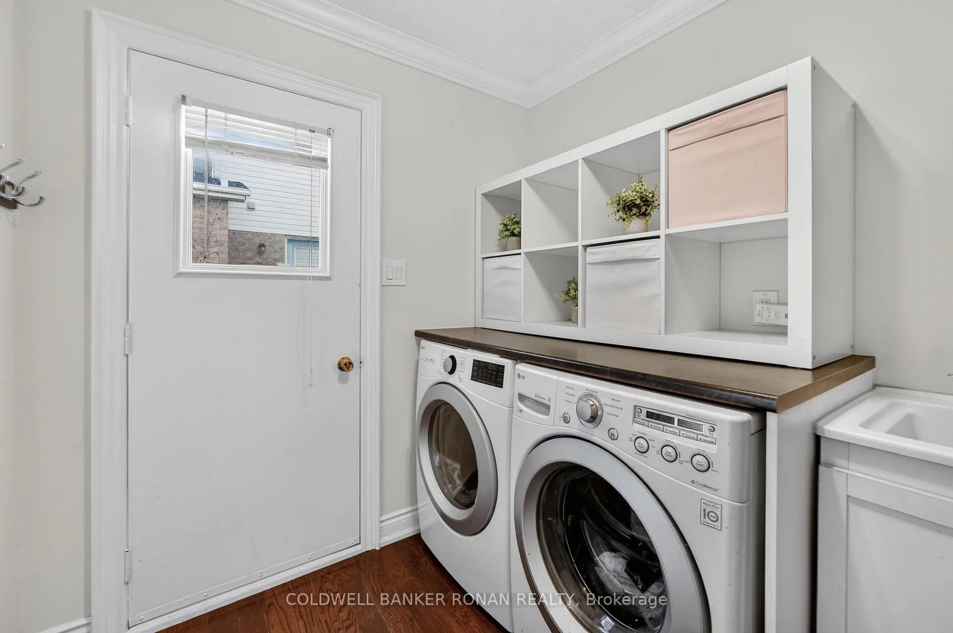 Photo 19 of 41 Wolfe Avenue, New Tecumseth, Tottenham — HOMEH