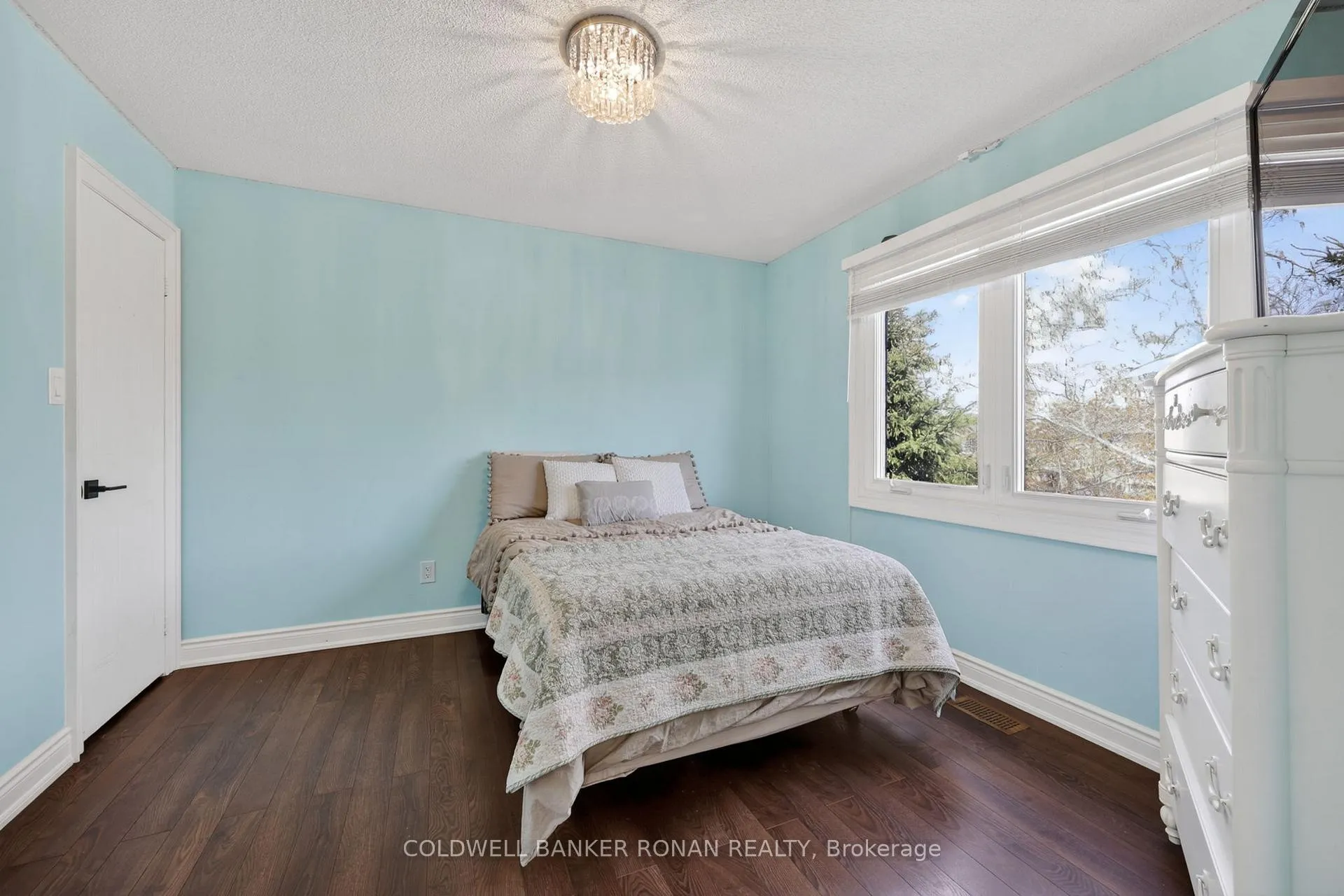 Photo 29 of 41 Wolfe Avenue, New Tecumseth, Tottenham — HOMEH