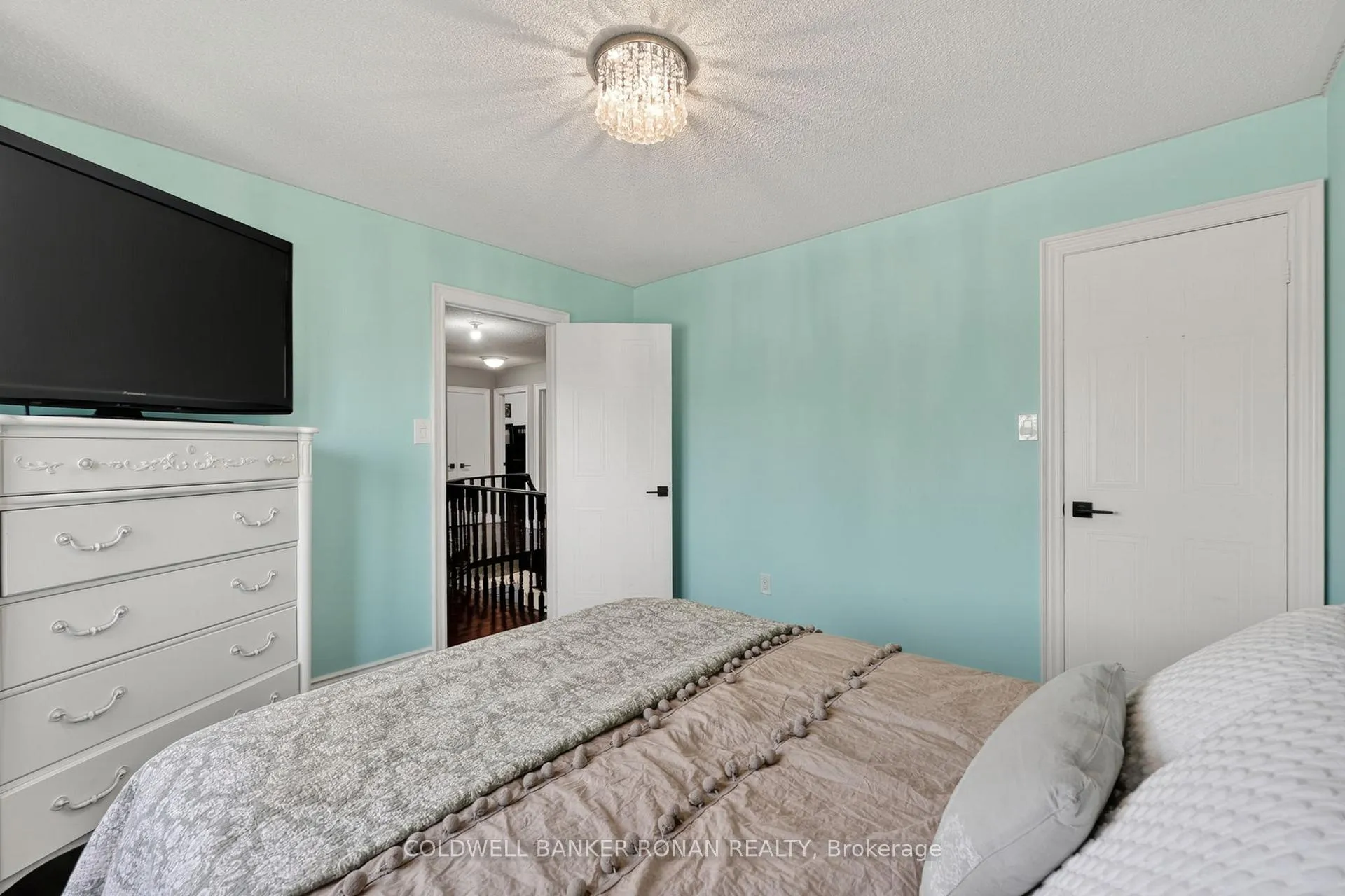 Photo 30 of 41 Wolfe Avenue, New Tecumseth, Tottenham — HOMEH