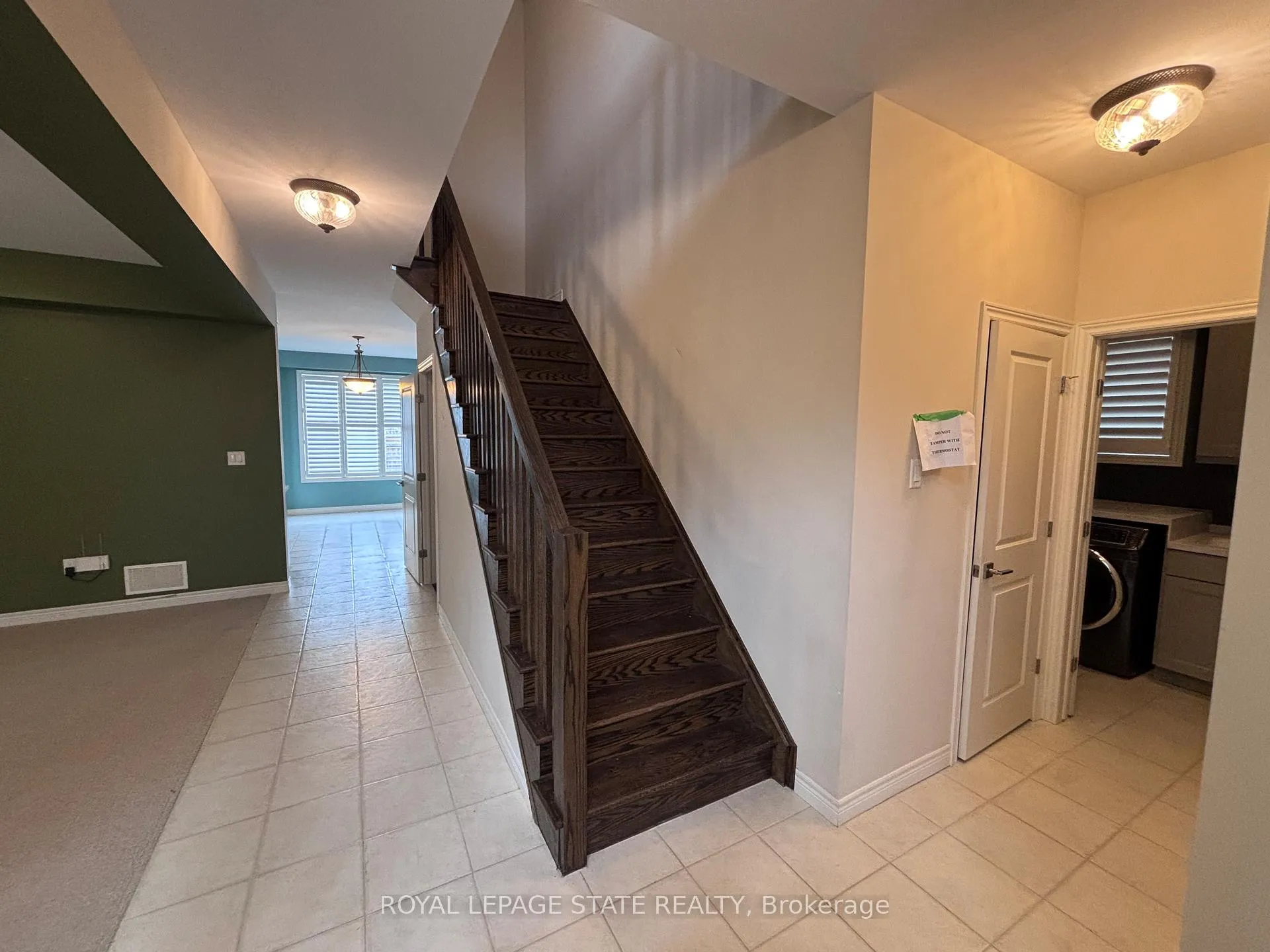 Photo 7 of 419 Macintosh Drive, Hamilton, Stoney Creek — HOMEH