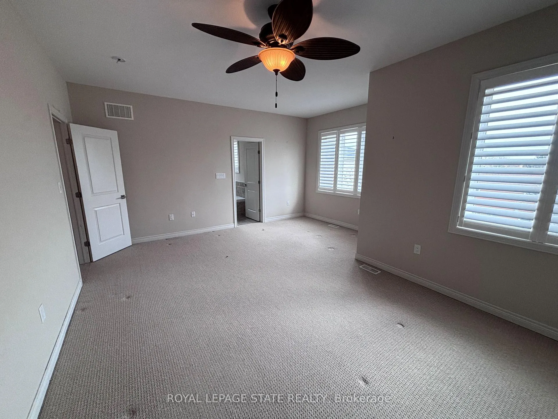 Photo 13 of 419 Macintosh Drive, Hamilton, Stoney Creek — HOMEH