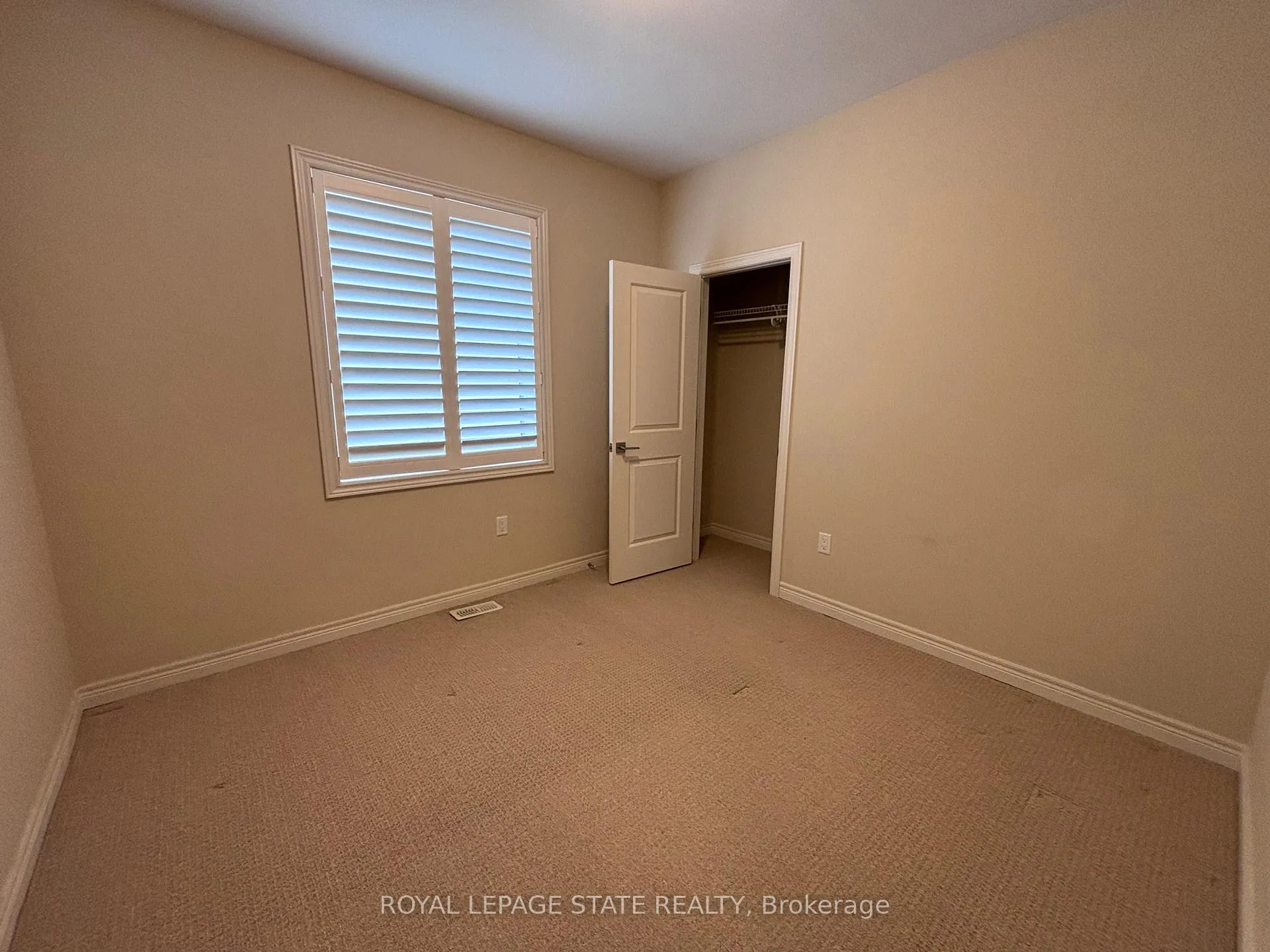 Photo 18 of 419 Macintosh Drive, Hamilton, Stoney Creek — HOMEH