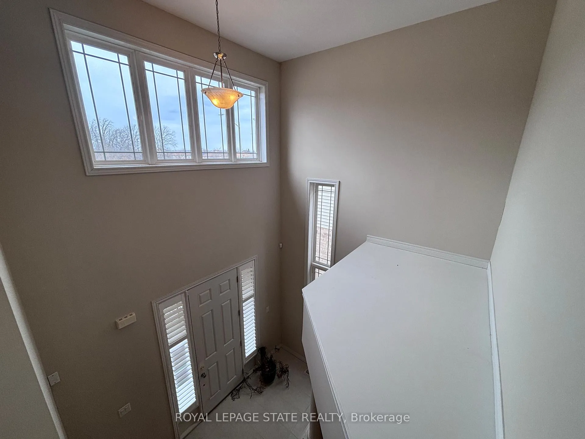 Photo 19 of 419 Macintosh Drive, Hamilton, Stoney Creek — HOMEH