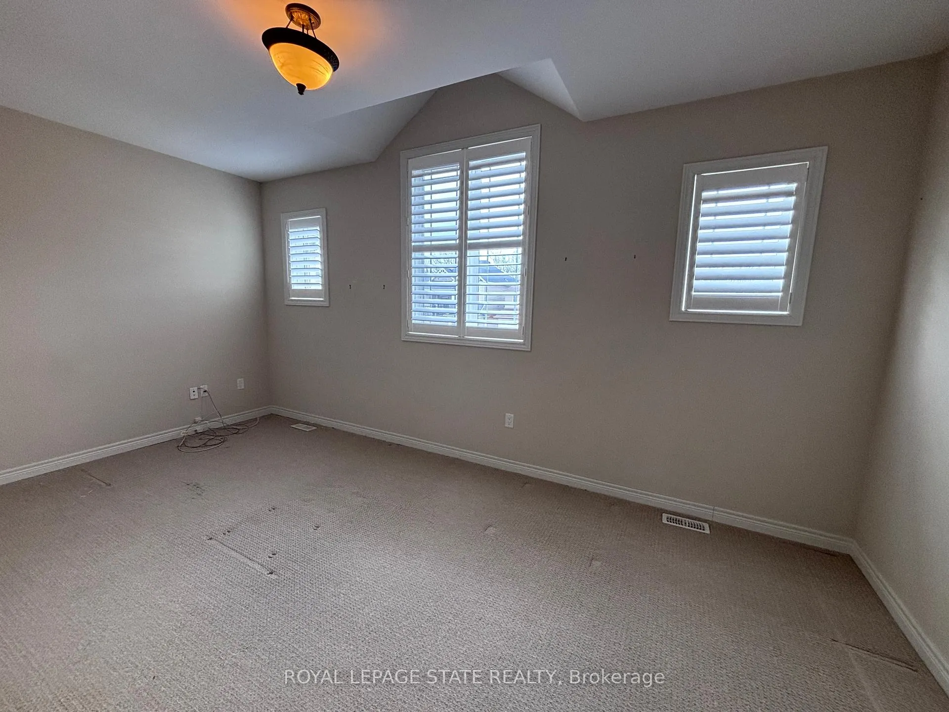 Photo 20 of 419 Macintosh Drive, Hamilton, Stoney Creek — HOMEH