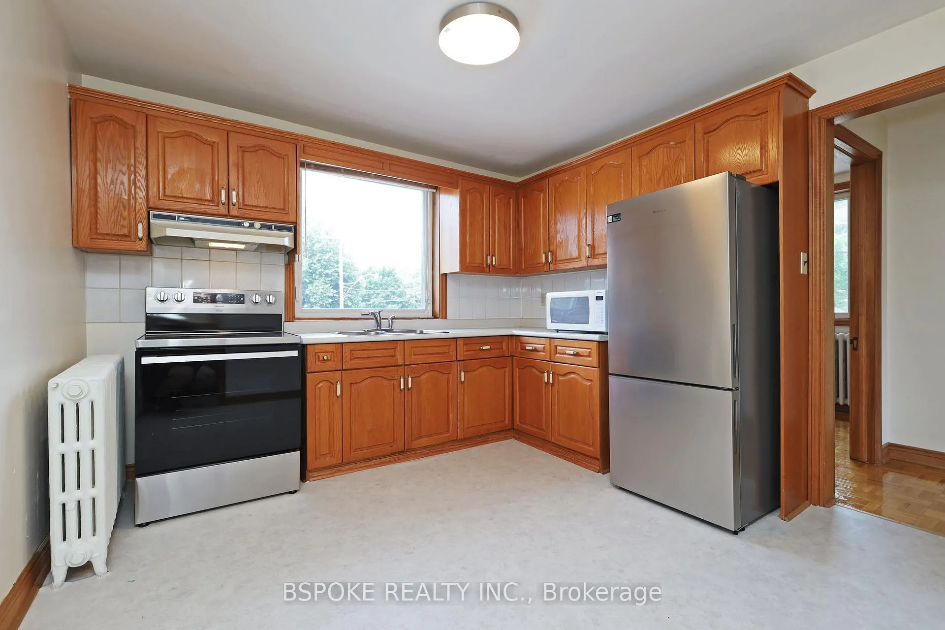 Photo 7 of Unit Upper, 68 Roxton Road, Toronto, Trinity-Bellwoods — HOMEH