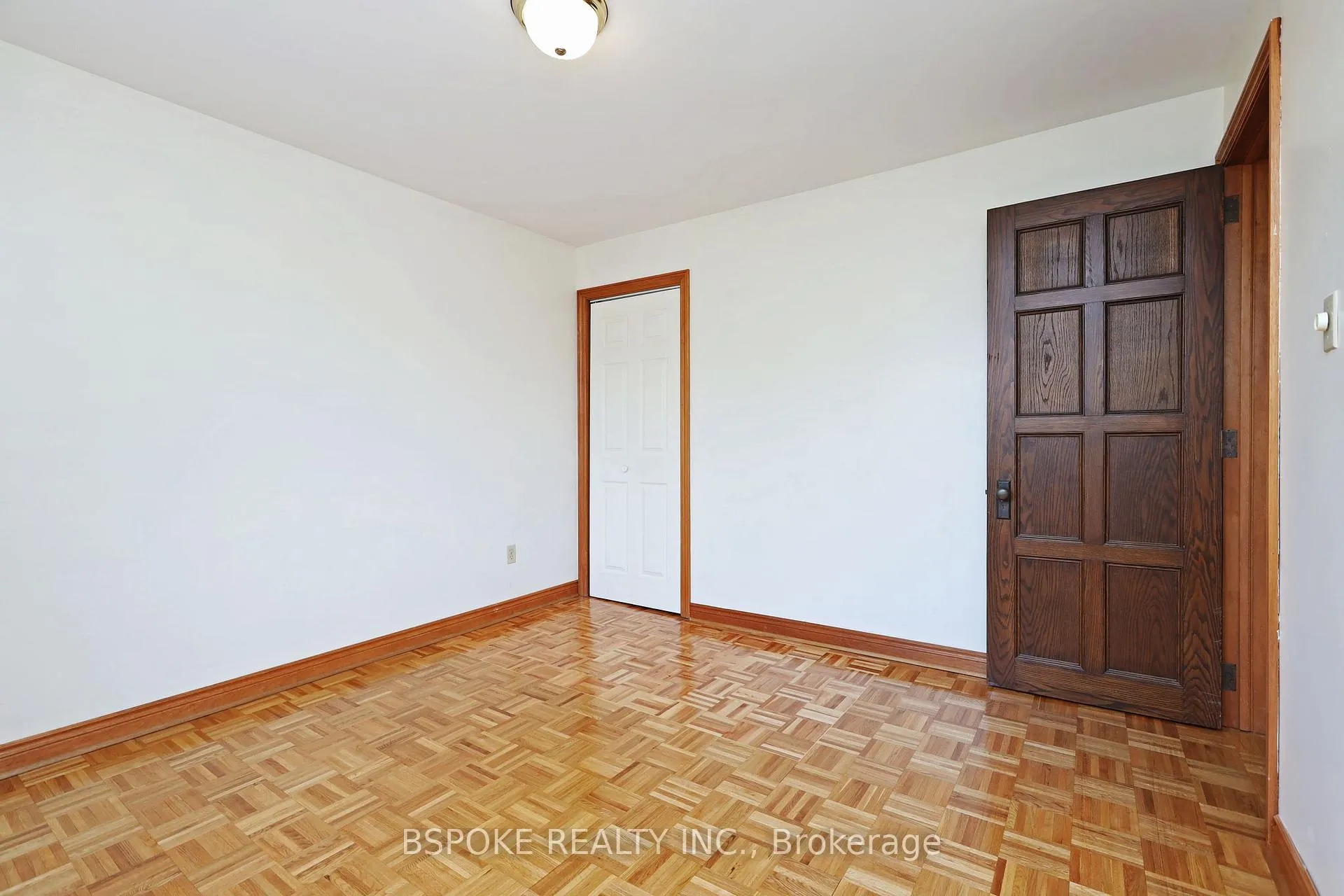 Photo 13 of Unit Upper, 68 Roxton Road, Toronto, Trinity-Bellwoods — HOMEH