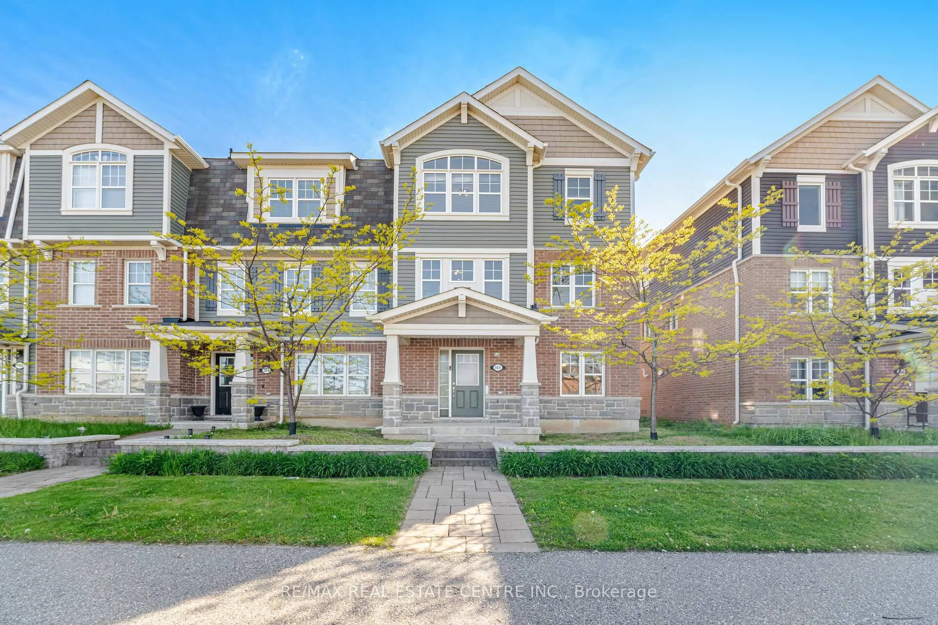 Photo 2 of Unit 165, 1000 Asleton Boulevard, Milton, Willmott — HOMEH