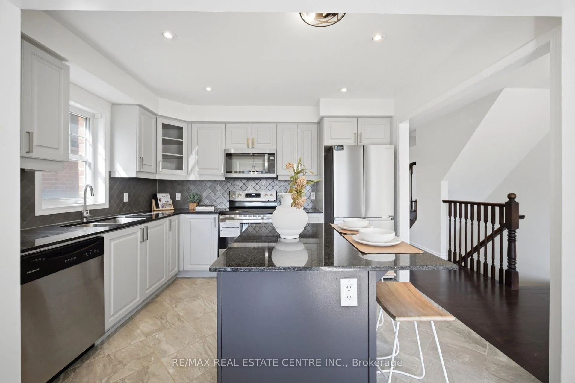 Photo 20 of Unit 165, 1000 Asleton Boulevard, Milton, Willmott — HOMEH