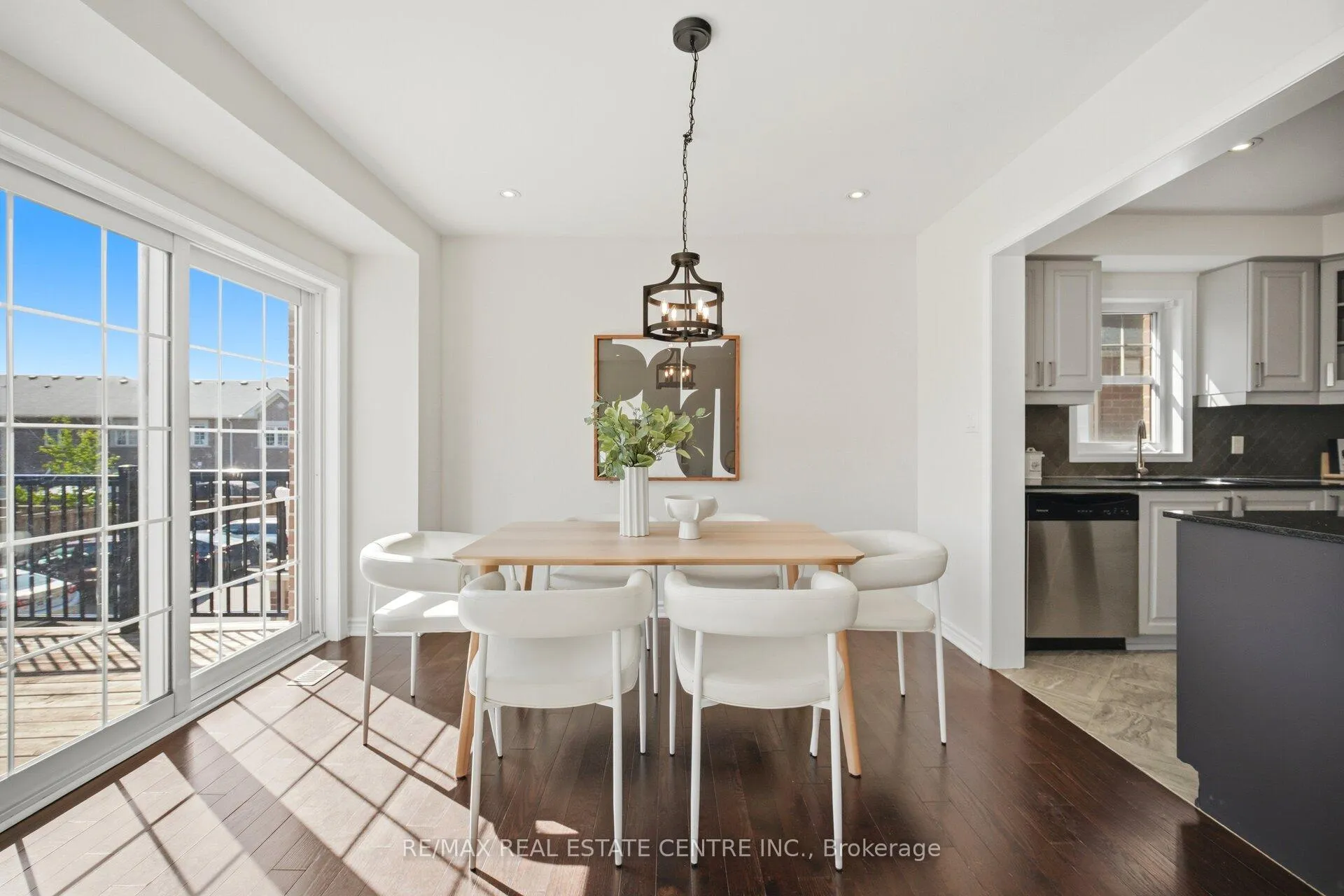 Photo 22 of Unit 165, 1000 Asleton Boulevard, Milton, Willmott — HOMEH