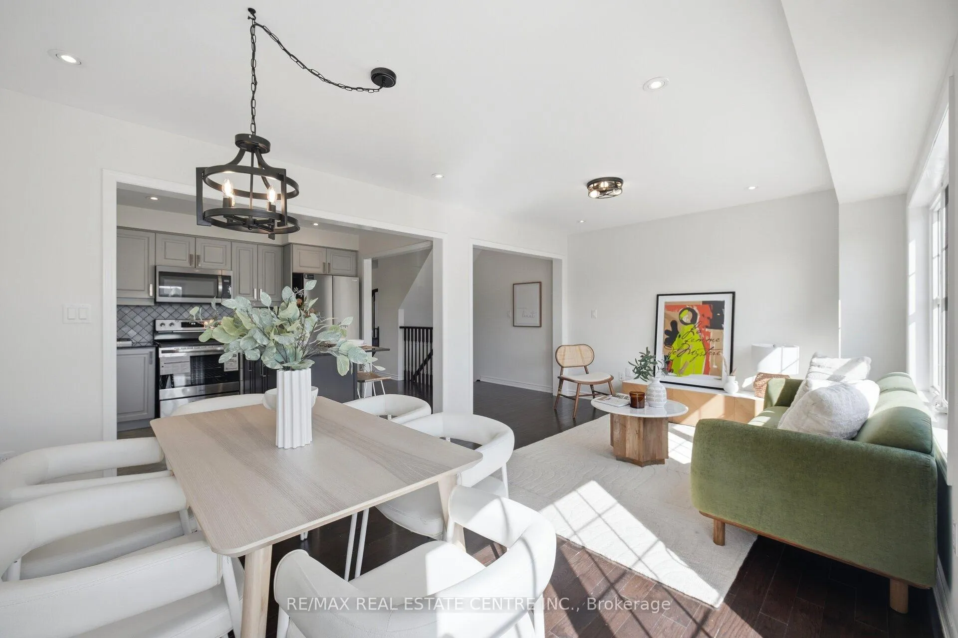 Photo 23 of Unit 165, 1000 Asleton Boulevard, Milton, Willmott — HOMEH