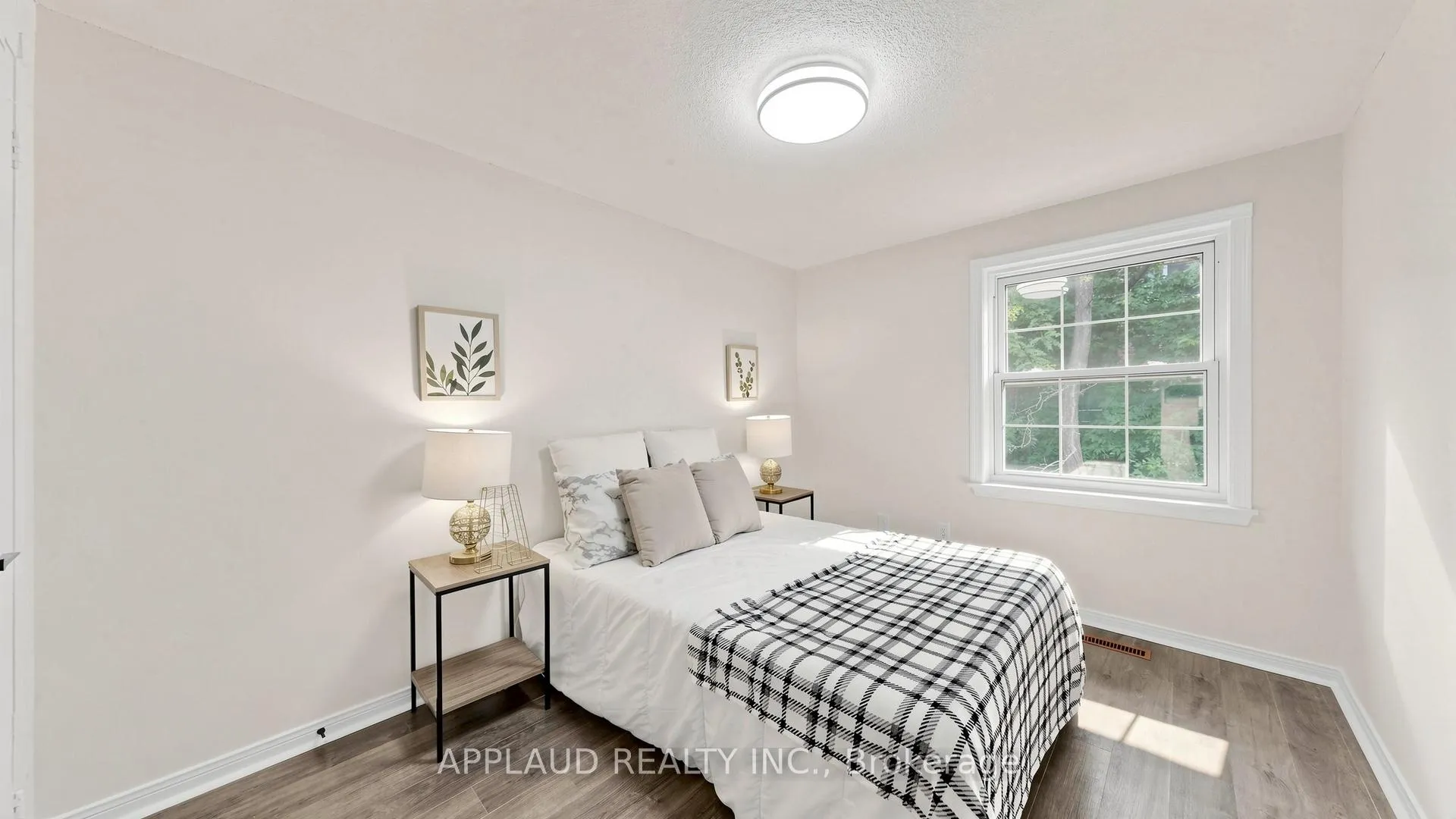 Photo 17 of 82 Confederation Way, Markham, Thornhill — HOMEH