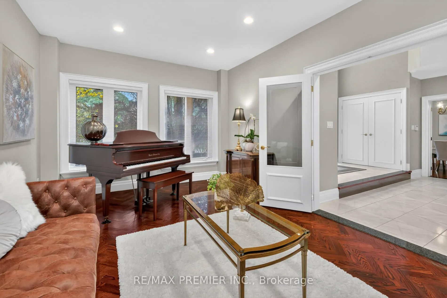 Photo 9 of 46 Deerchase Circle, Vaughan, Islington Woods — HOMEH