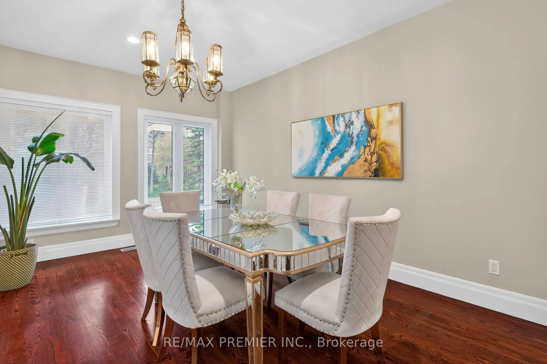 Photo 10 of 46 Deerchase Circle, Vaughan, Islington Woods — HOMEH