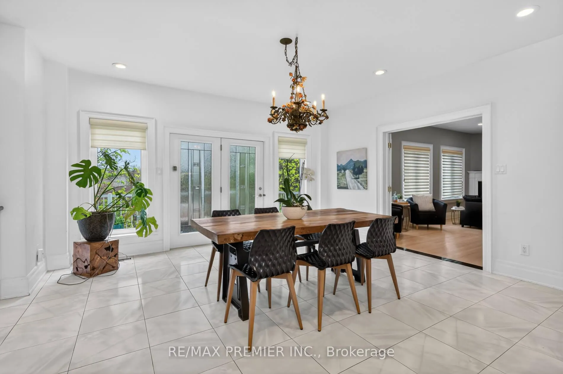 Photo 19 of 46 Deerchase Circle, Vaughan, Islington Woods — HOMEH