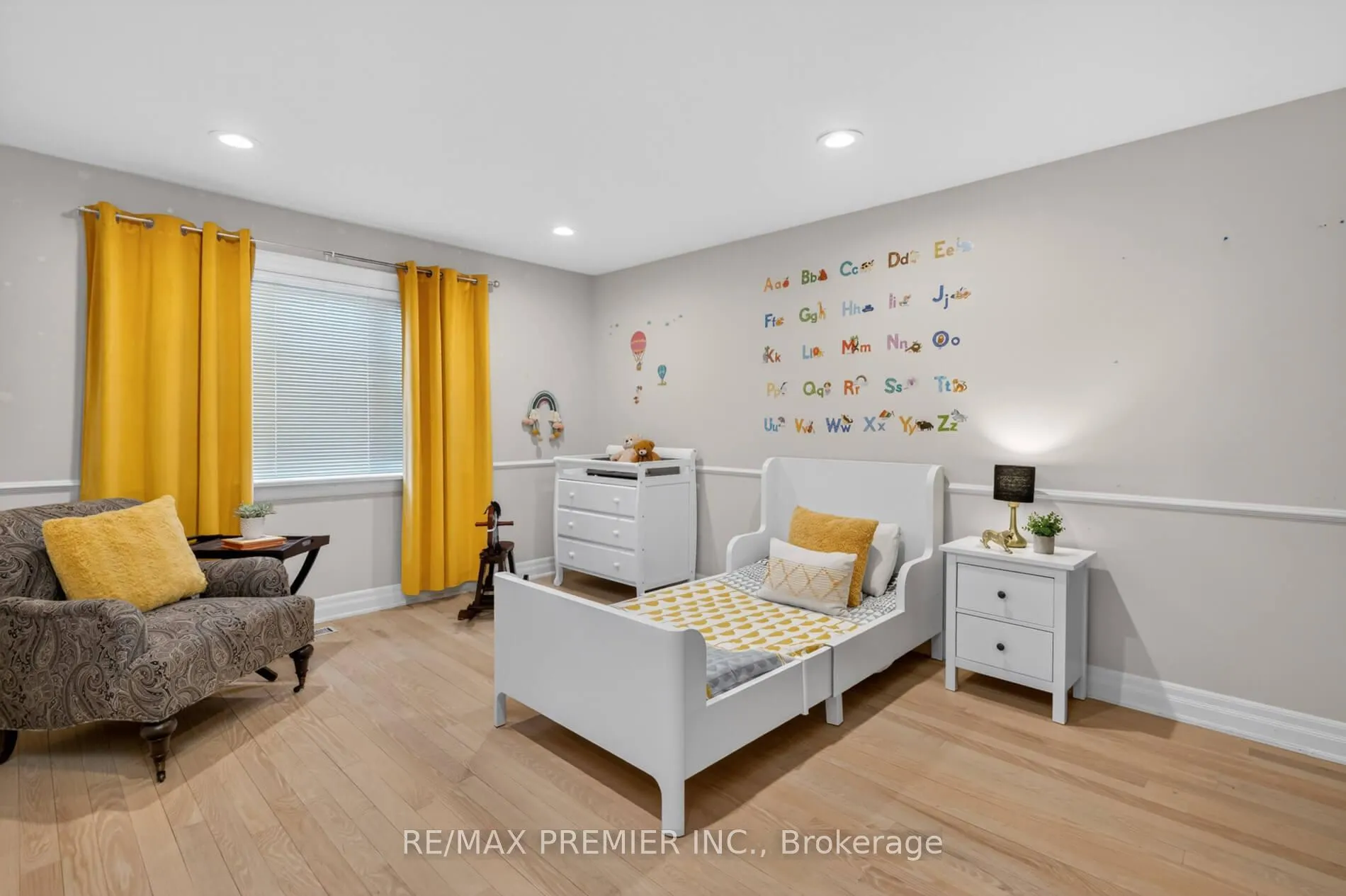 Photo 27 of 46 Deerchase Circle, Vaughan, Islington Woods — HOMEH