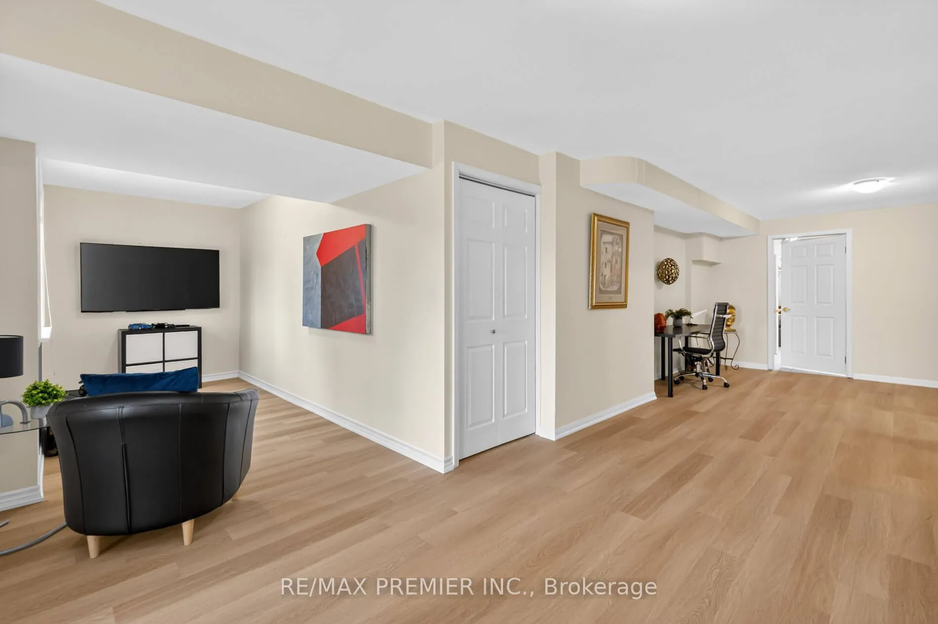Photo 32 of 46 Deerchase Circle, Vaughan, Islington Woods — HOMEH
