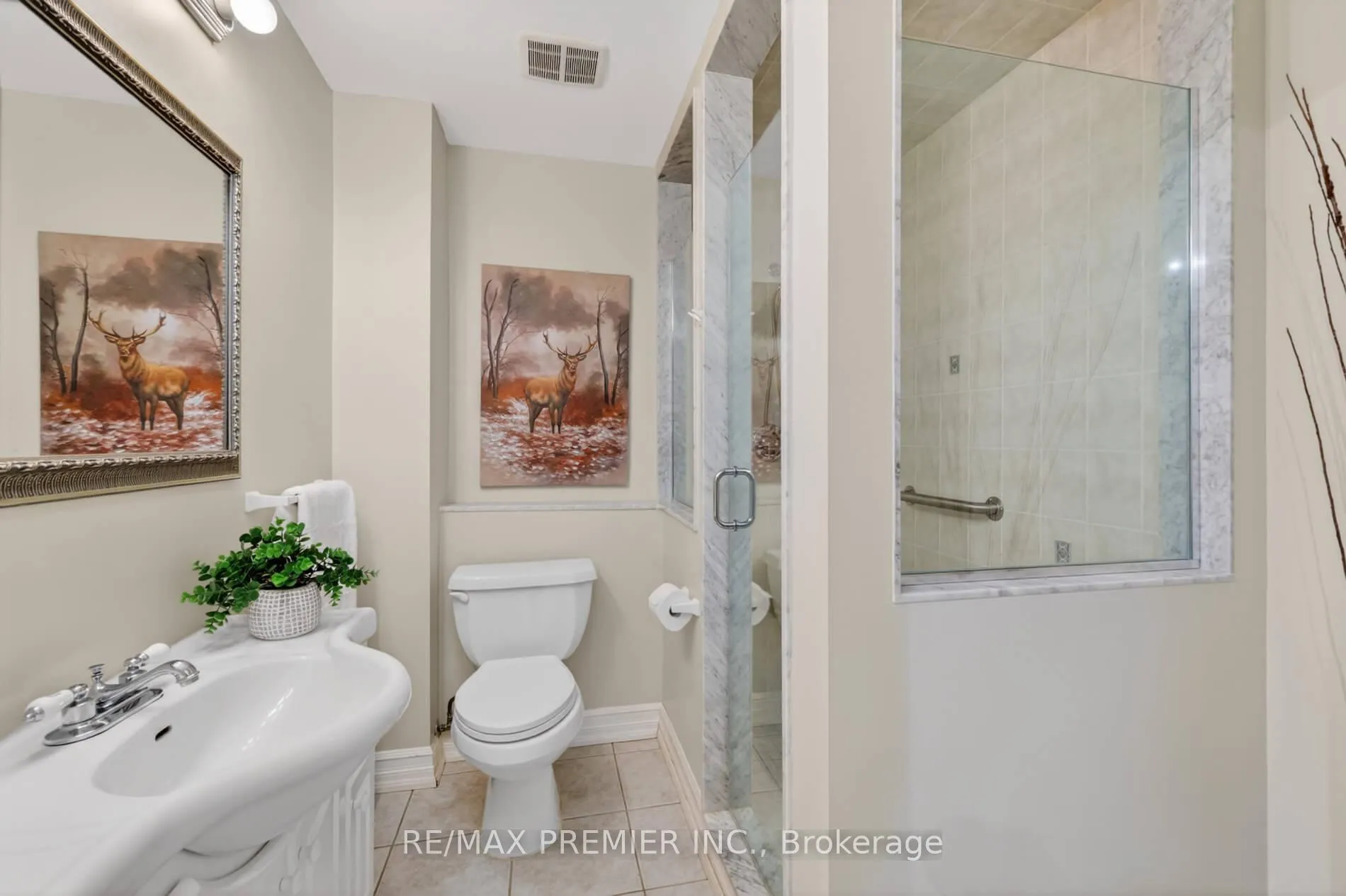 Photo 36 of 46 Deerchase Circle, Vaughan, Islington Woods — HOMEH