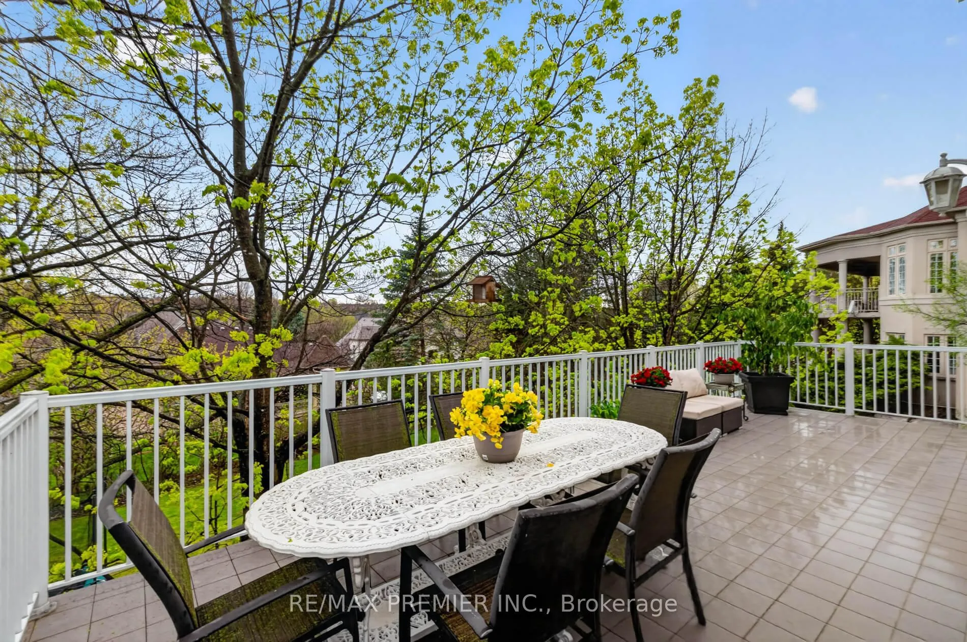 Photo 39 of 46 Deerchase Circle, Vaughan, Islington Woods — HOMEH