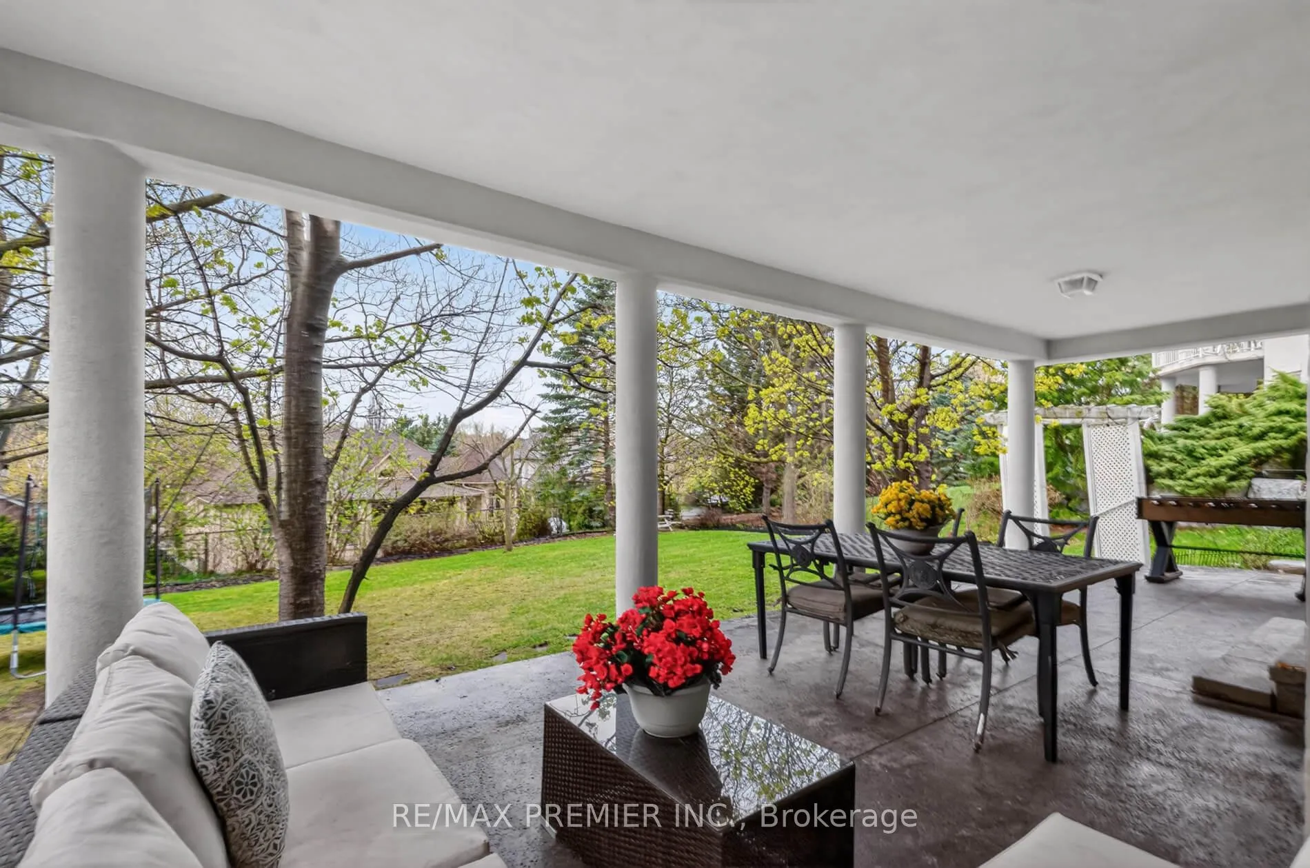 Photo 40 of 46 Deerchase Circle, Vaughan, Islington Woods — HOMEH