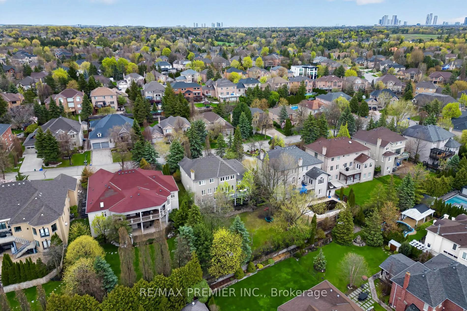 Photo 44 of 46 Deerchase Circle, Vaughan, Islington Woods — HOMEH