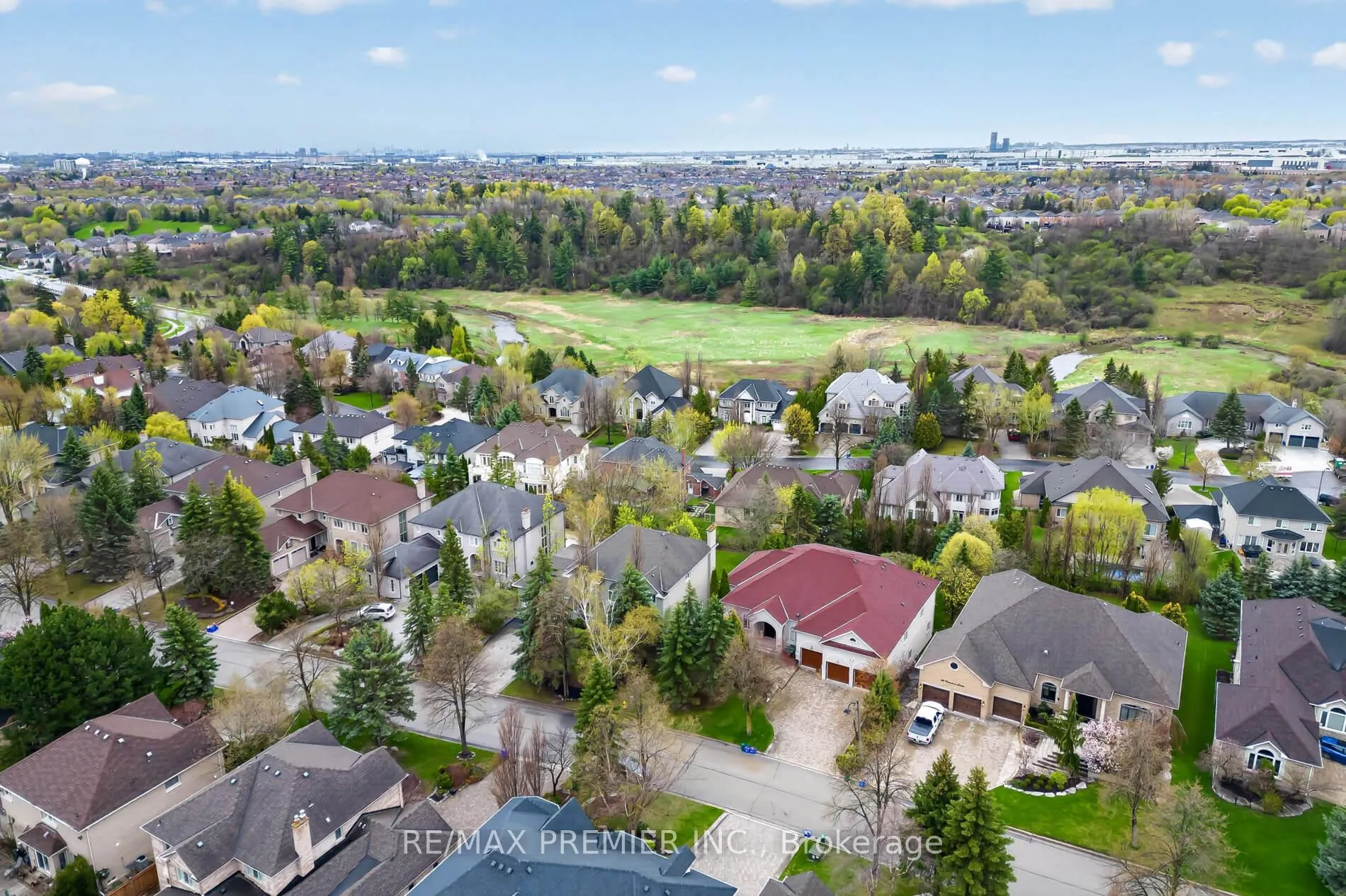 Photo 45 of 46 Deerchase Circle, Vaughan, Islington Woods — HOMEH
