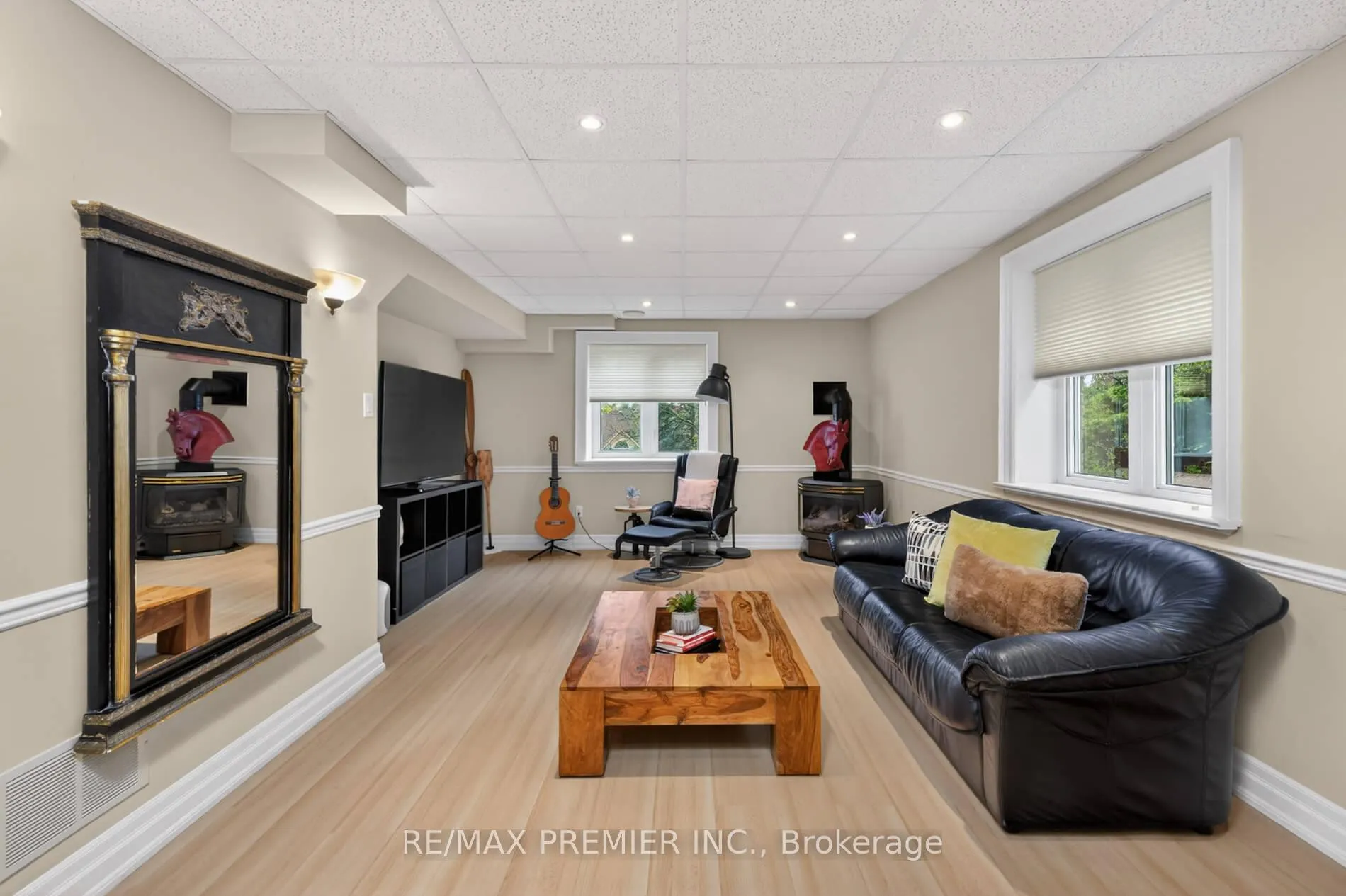 Photo 48 of 46 Deerchase Circle, Vaughan, Islington Woods — HOMEH