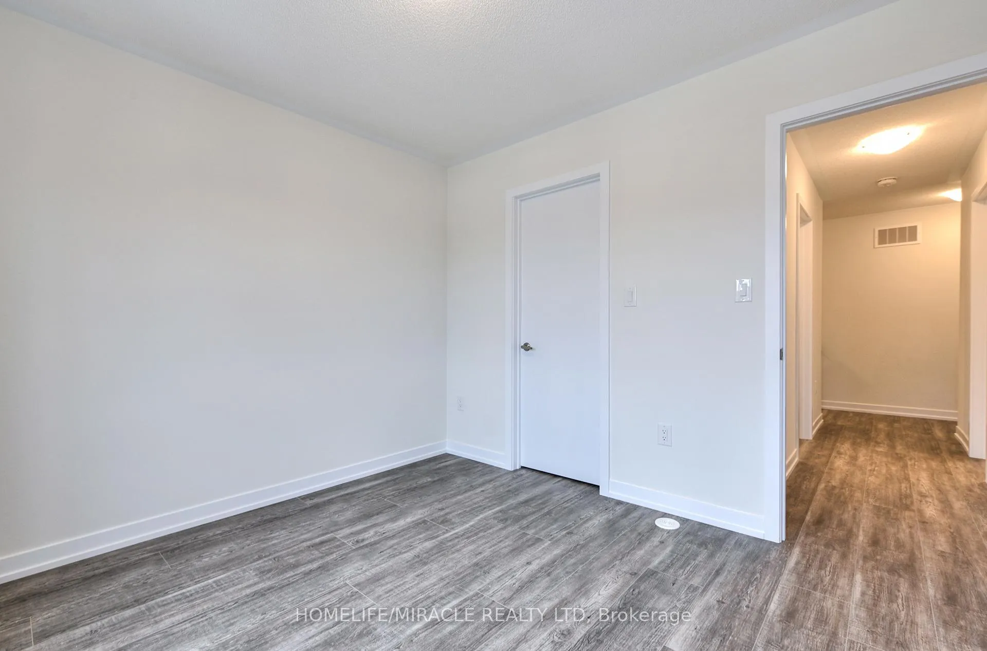 Photo 18 of Unit Main, 74 Ziibi Way, Clarington, Newcastle — HOMEH