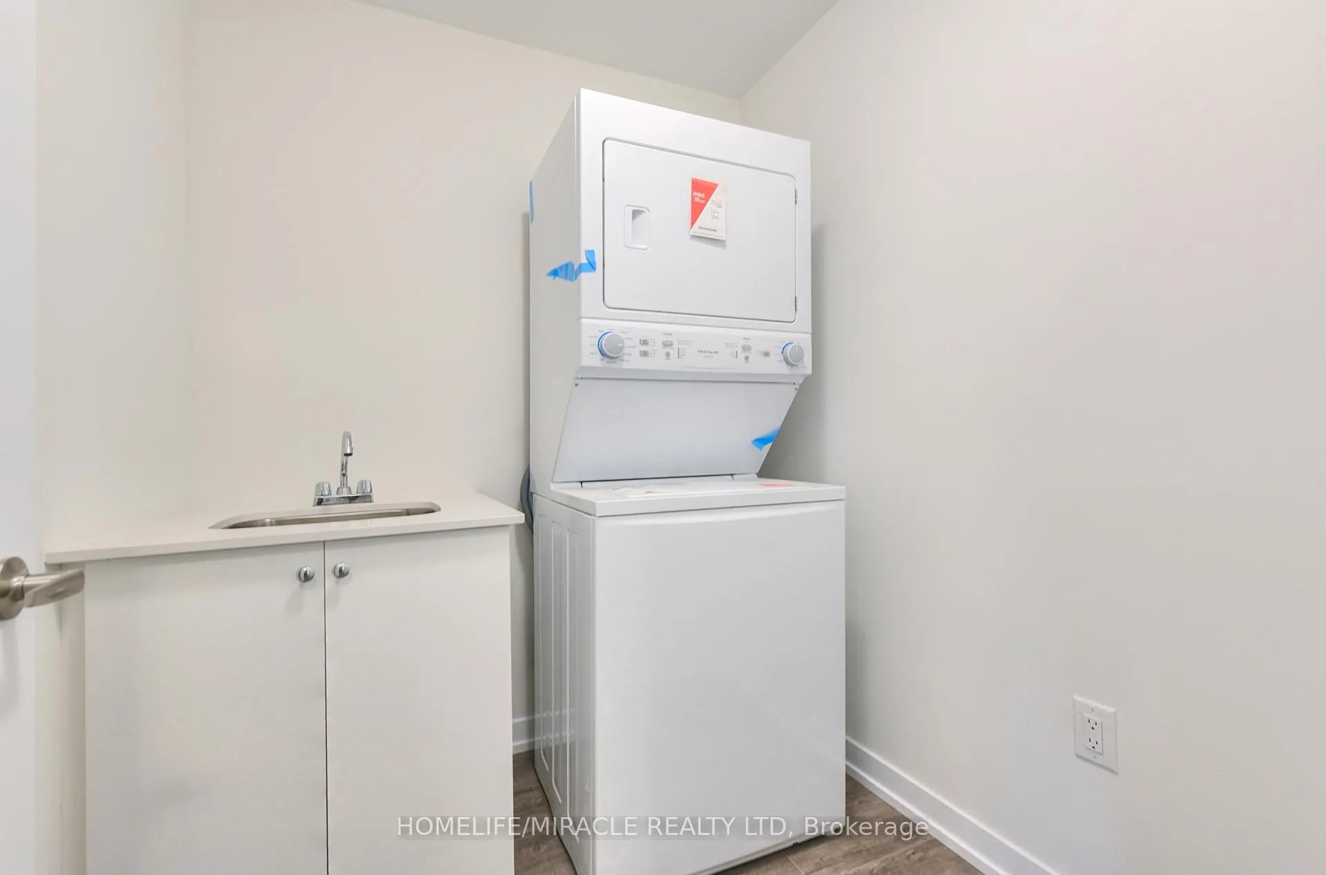 Photo 22 of Unit Main, 74 Ziibi Way, Clarington, Newcastle — HOMEH