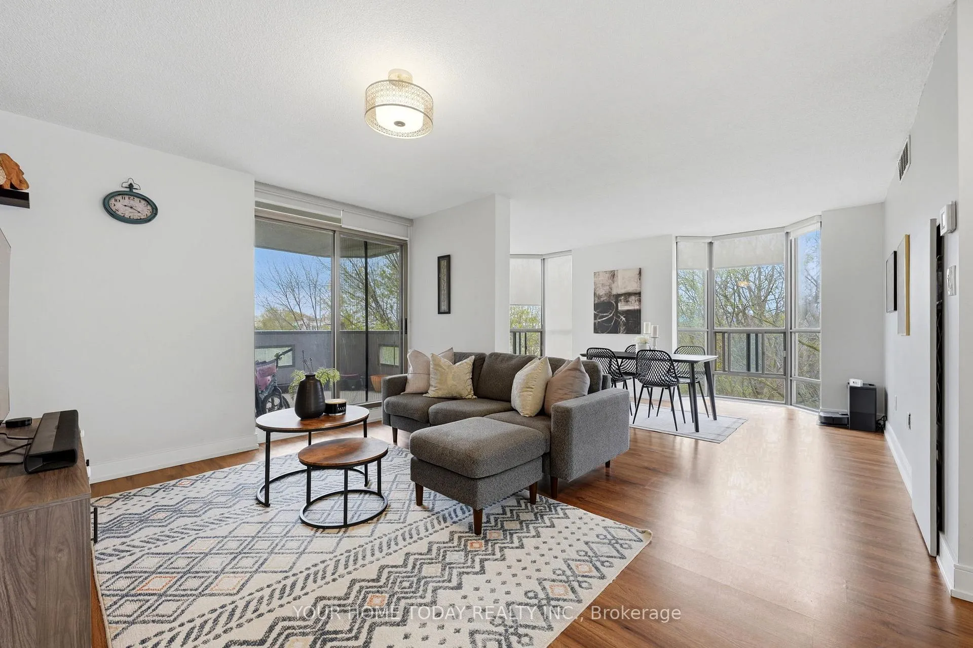 Photo 4 of Unit 201, 20 McFarlane Drive, Halton Hills, Georgetown — HOMEH