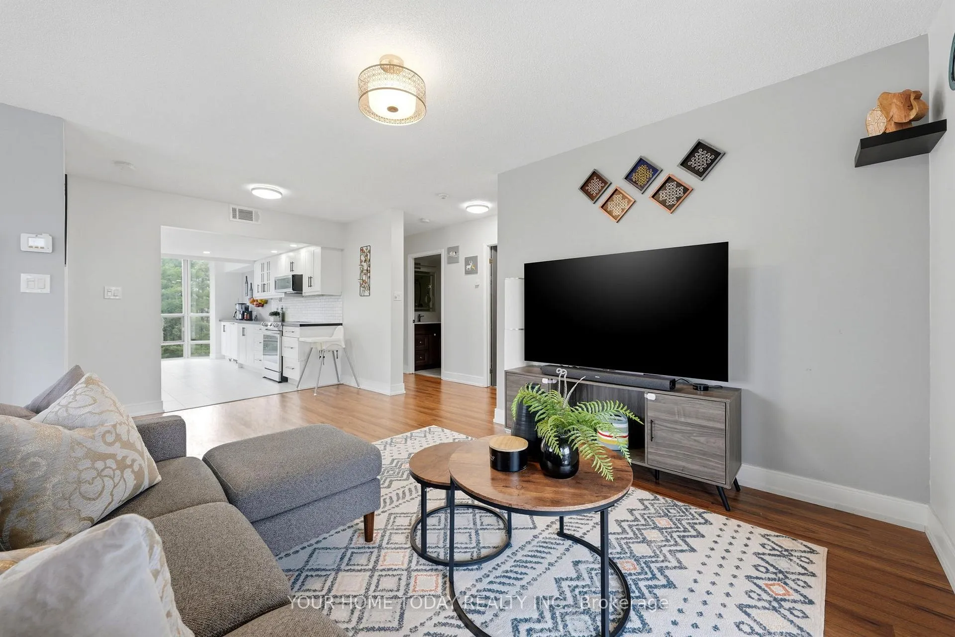 Photo 6 of Unit 201, 20 McFarlane Drive, Halton Hills, Georgetown — HOMEH
