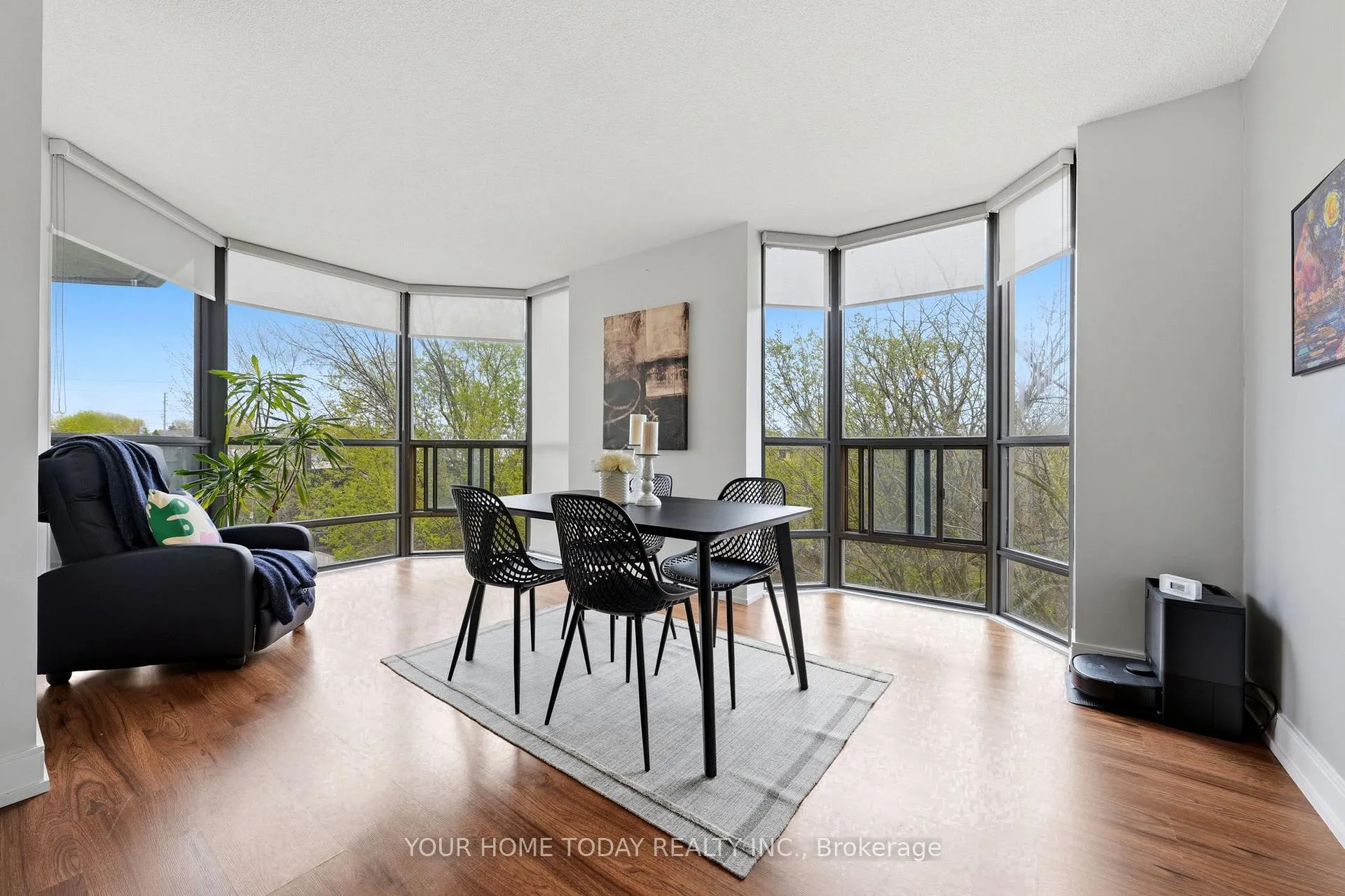 Photo 8 of Unit 201, 20 McFarlane Drive, Halton Hills, Georgetown — HOMEH