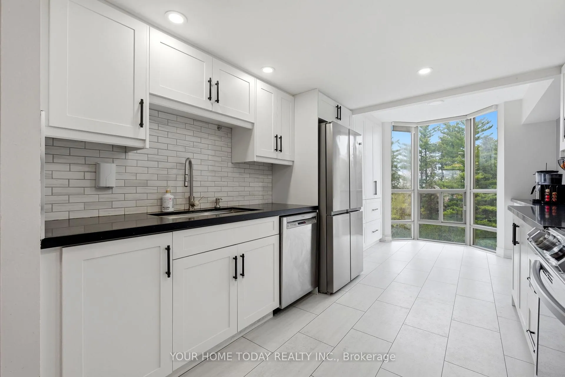 Photo 13 of Unit 201, 20 McFarlane Drive, Halton Hills, Georgetown — HOMEH