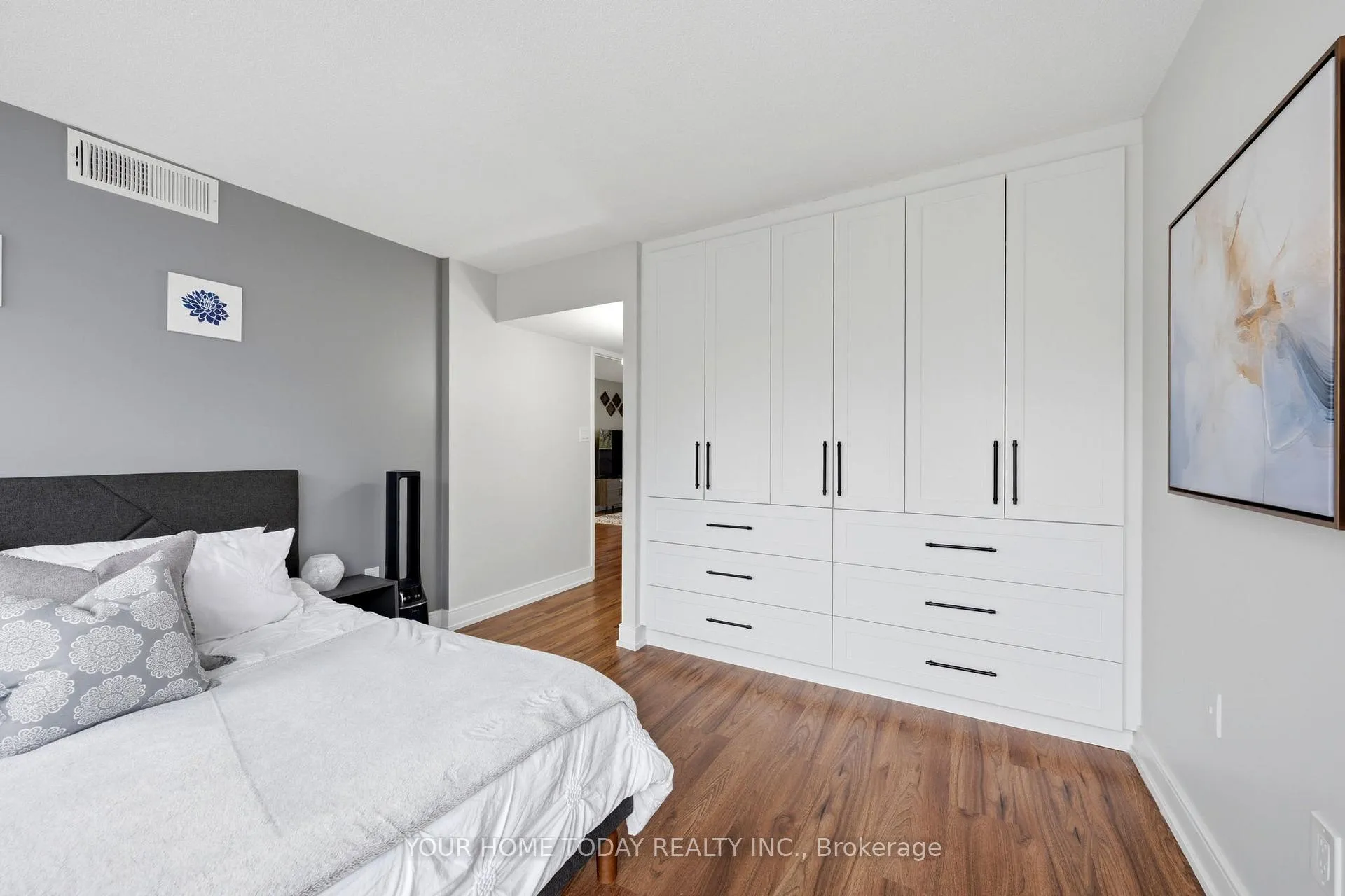 Photo 18 of Unit 201, 20 McFarlane Drive, Halton Hills, Georgetown — HOMEH