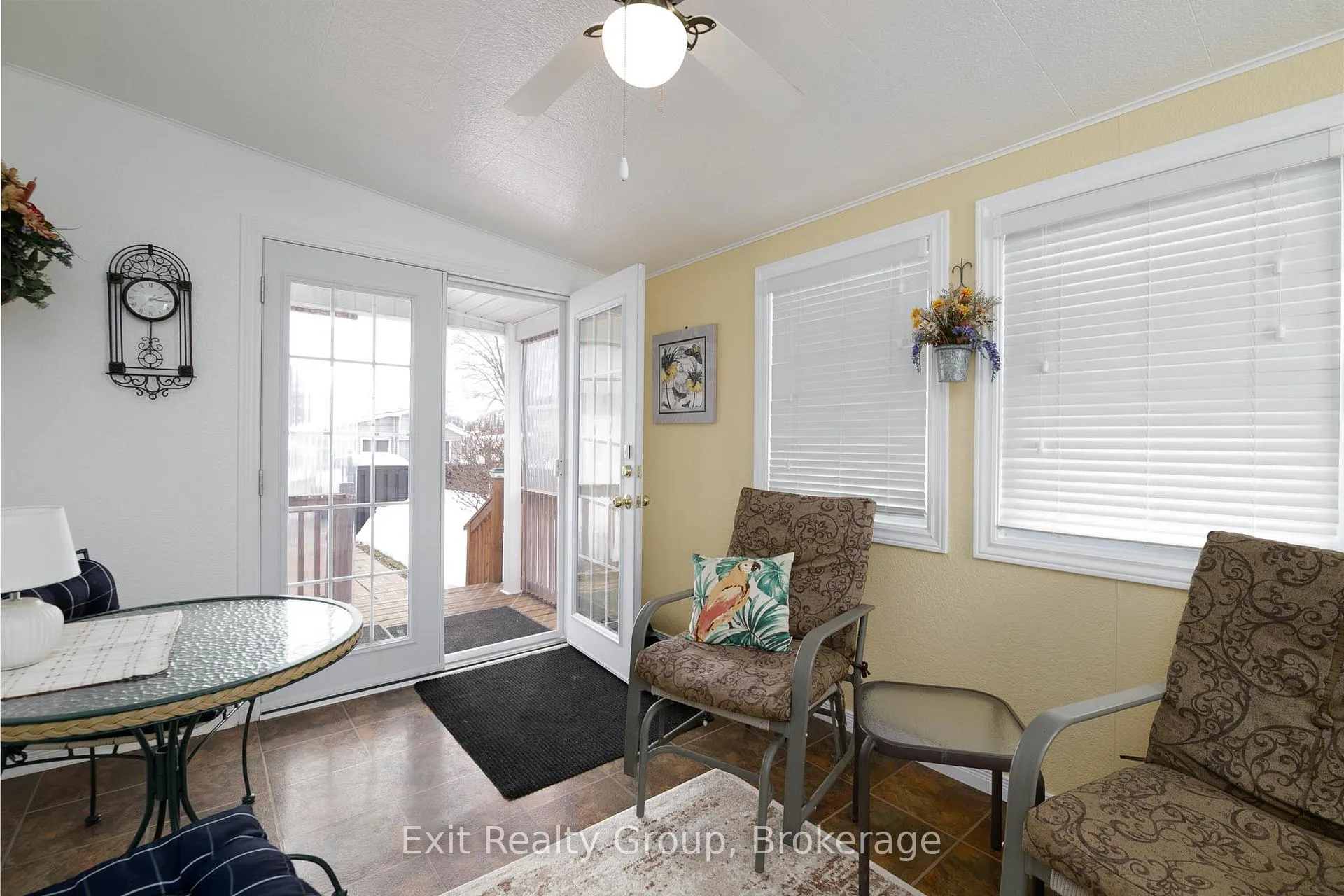 Photo 8 of 4 Oriole Lane, Quinte West, Sidney Ward — HOMEH
