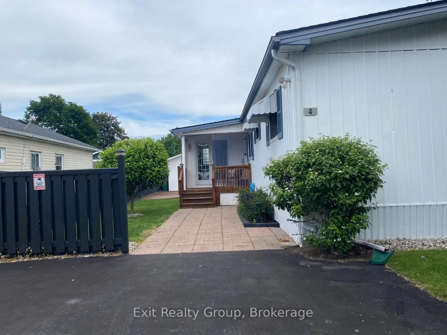 Photo 23 of 4 Oriole Lane, Quinte West, Sidney Ward — HOMEH