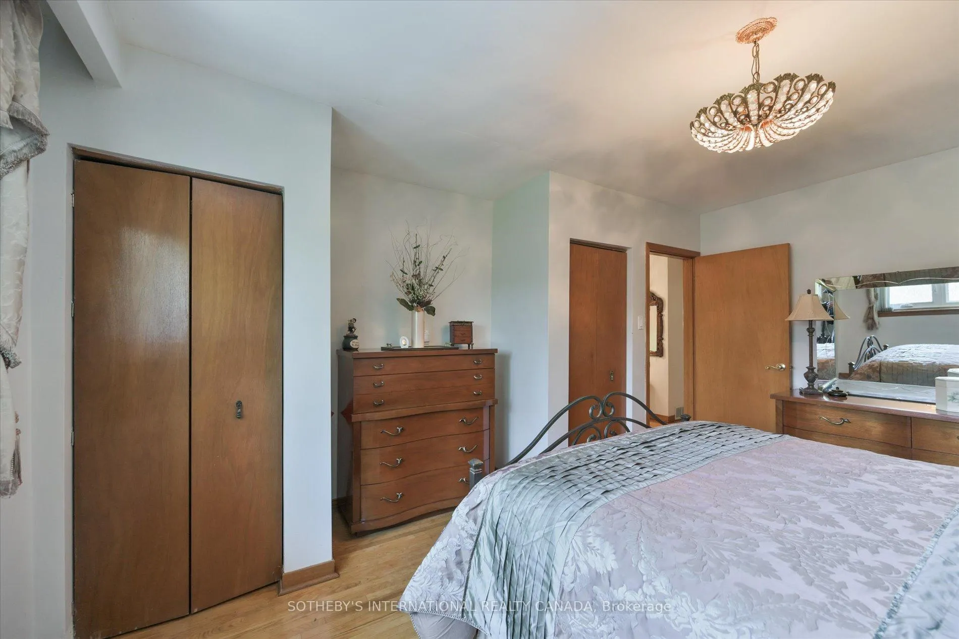 Photo 25 of 283 Derrydown Road, North York, York University Heights — HOMEH