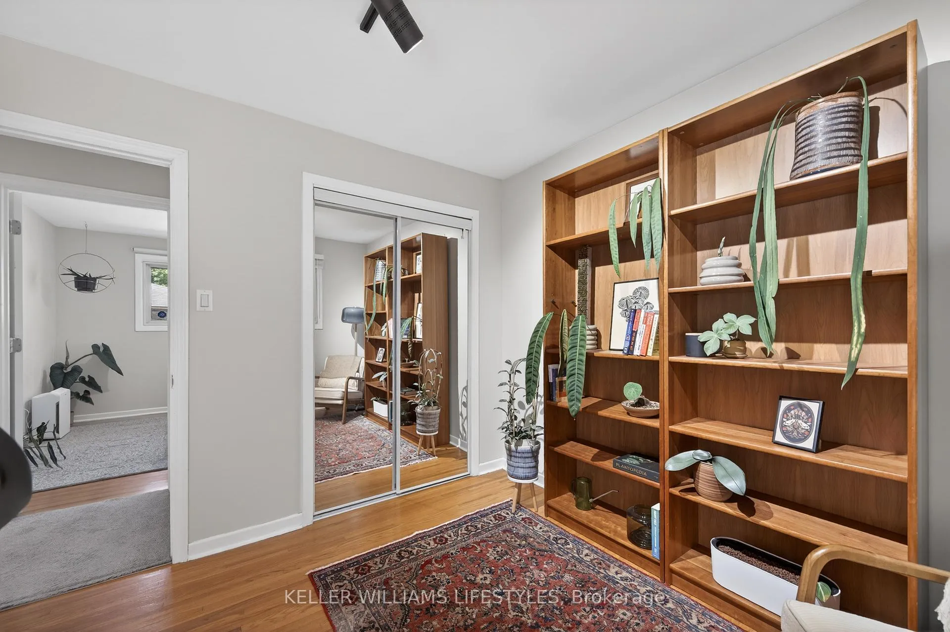 Photo 15 of 3 Baffin Place, London, East I — HOMEH